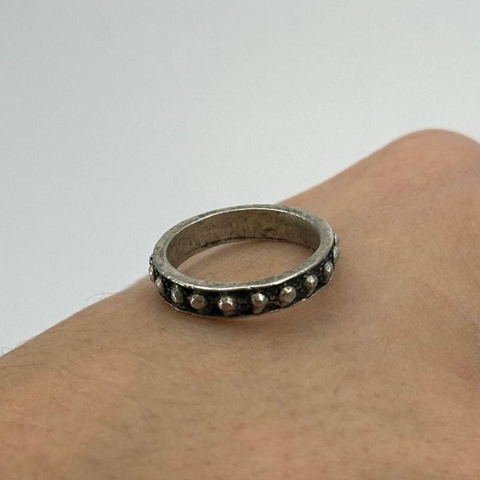 Vintage Vintage Silver Studded Mini Ball Pinky Band Ring Size ONE SIZE - 4 Thumbnail