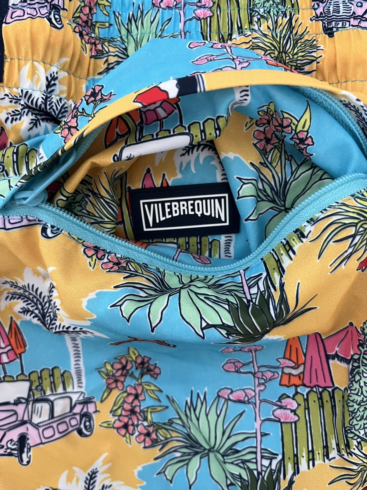 Vilebrequin Vilebrequin 40th Anniversary 2011 Collector Edition Medium Size US 36 / EU 52 - 9 Thumbnail