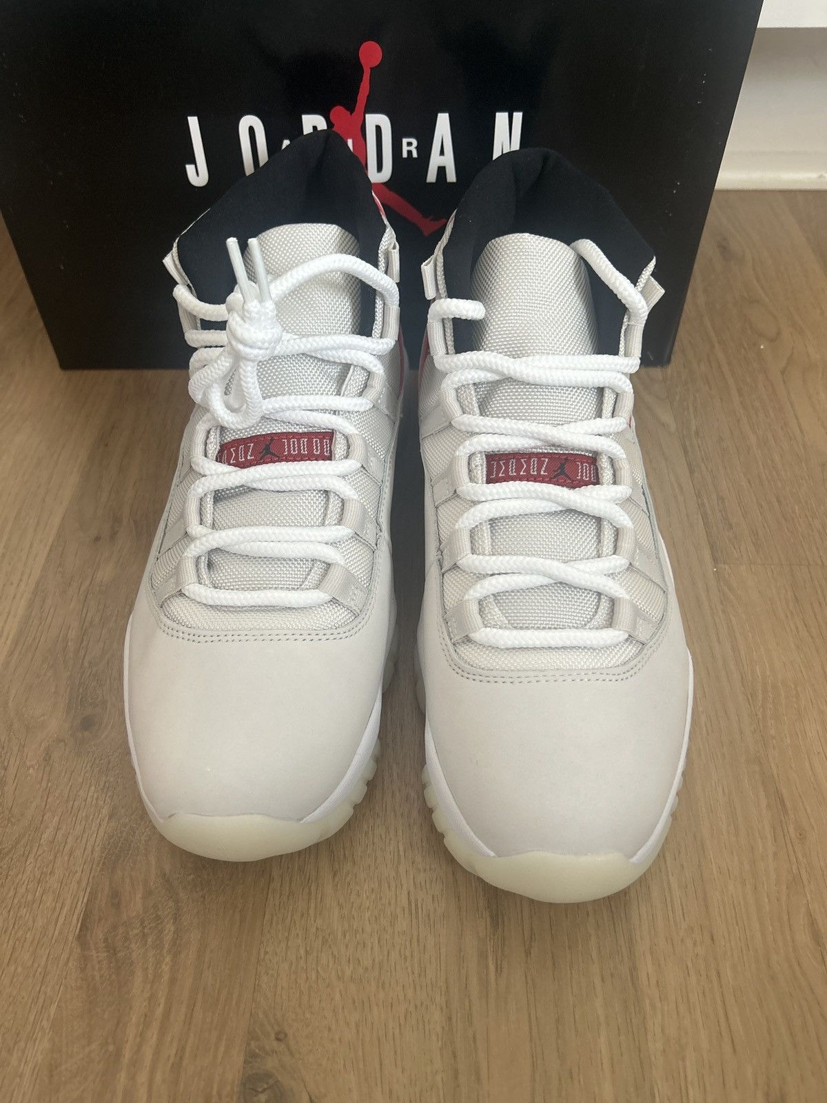 Jordan Brand Jordan 11 Platinum Tint Size US 10.5 / EU 43-44 - 7 Thumbnail