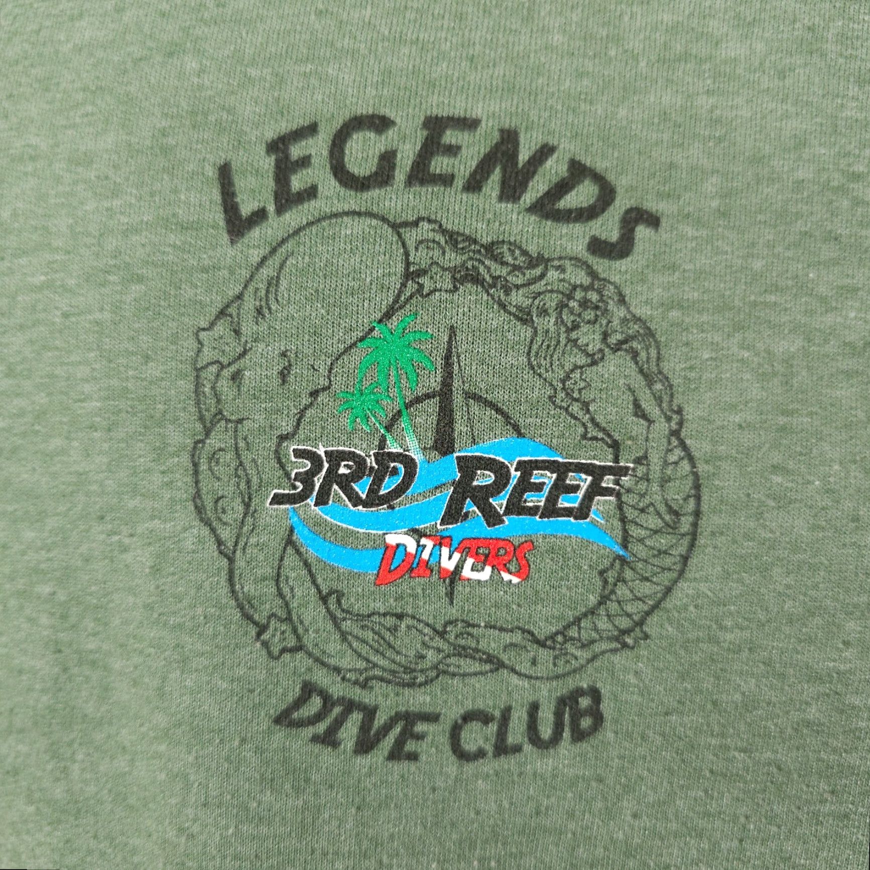 Gildan 3rd Reef Divers Sweatshirt Hoodie Mens Size Large Green Legends Dive Club Size US L / EU 52-54 / 3 - 3 Thumbnail