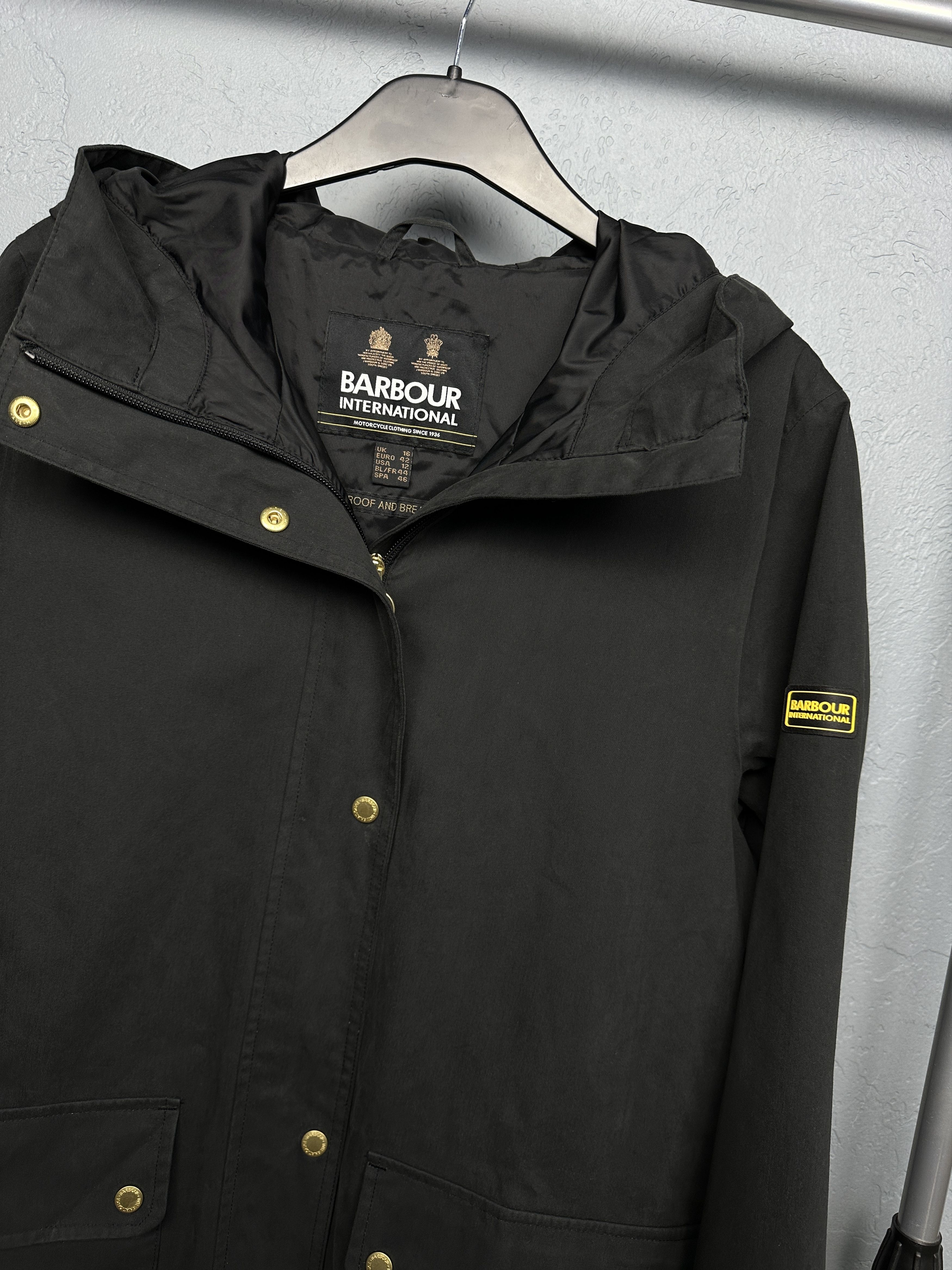 Barbour Barbour International Clypse Womens Waterproof Jacket Size XL / US 12-14 / IT 48-50 - 2 Thumbnail