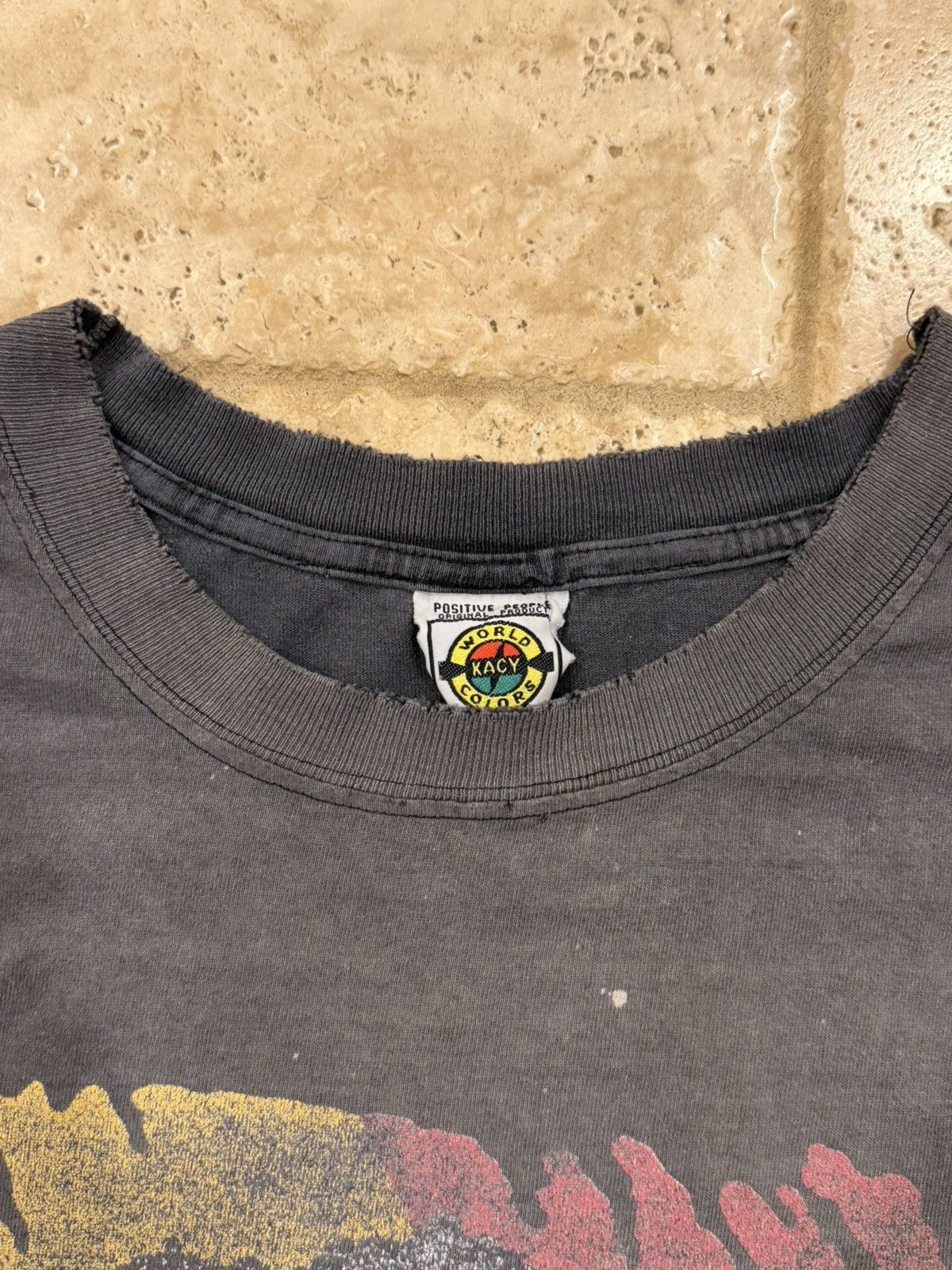 Vintage Vintage Bob Marley Thrashed Faded Early 90’s Jamaica Tee Size US XL / EU 56 / 4 - 8 Thumbnail