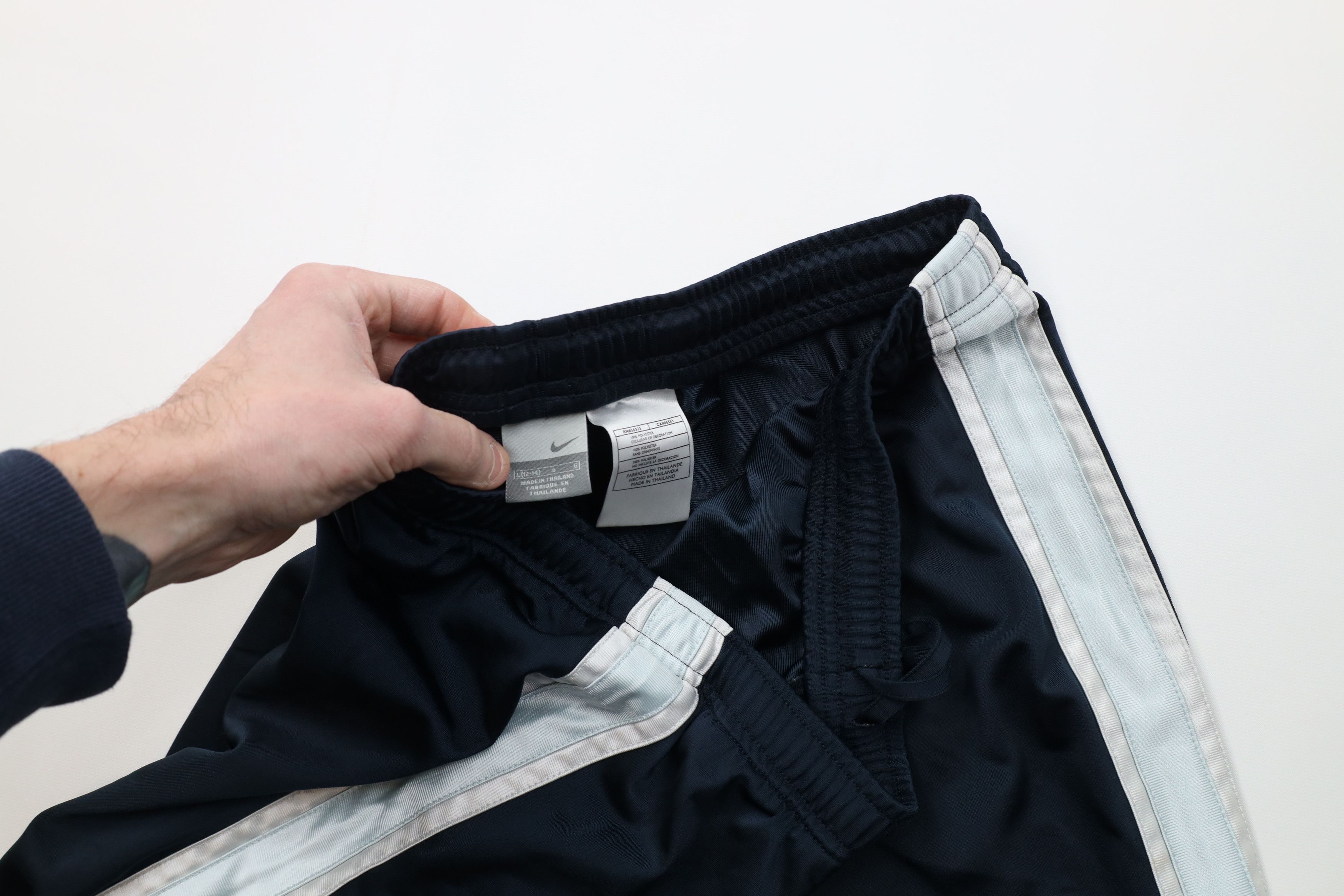 Nike Vintage Y2K Nike Travis Scott Mini Swoosh Basketball Shorts Size 30" / US 8 / IT 44 - 7 Thumbnail