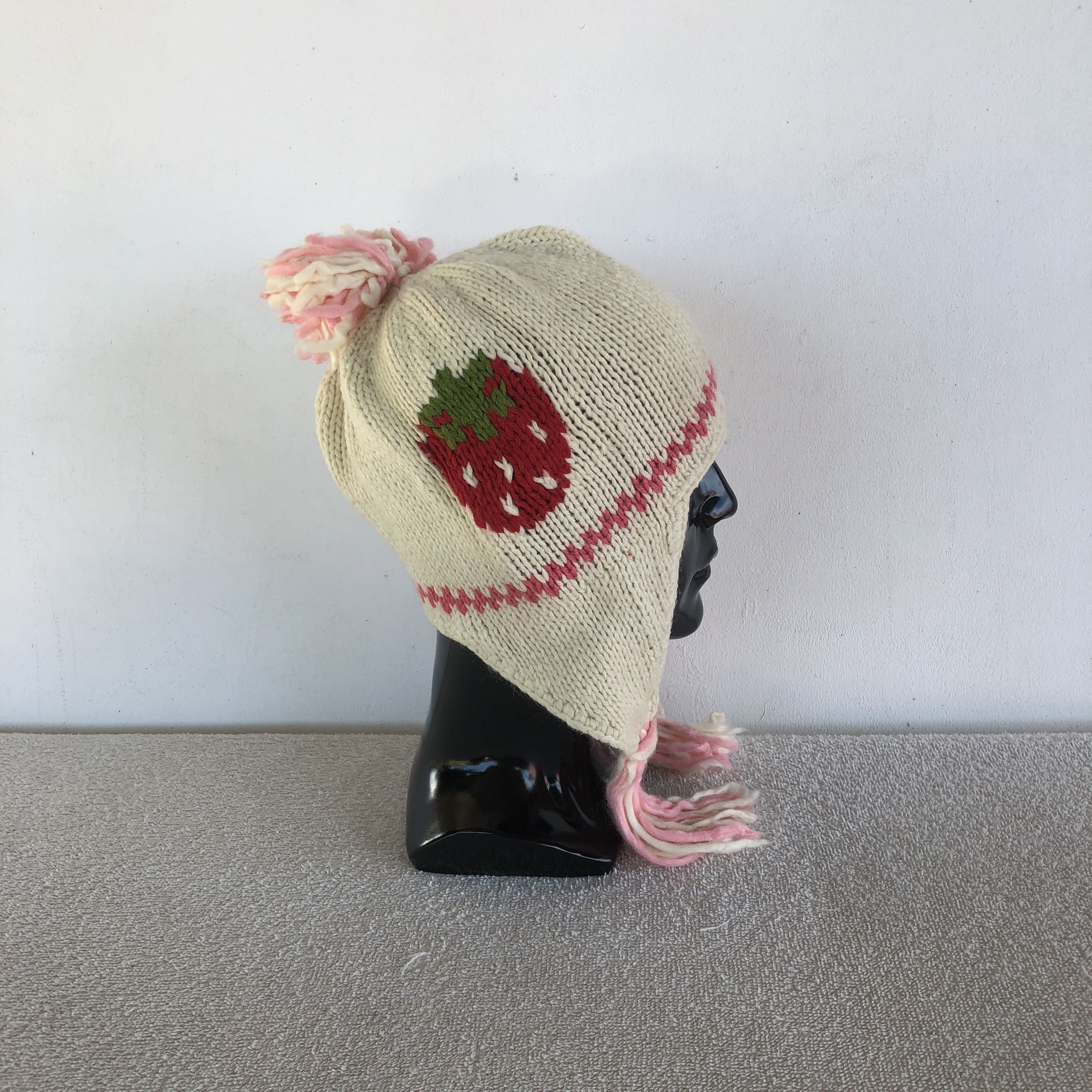Japanese Brand Vintage 90s Strawberry Earflap Beanie Pompom Snow Caps Hats Size ONE SIZE - 3 Thumbnail