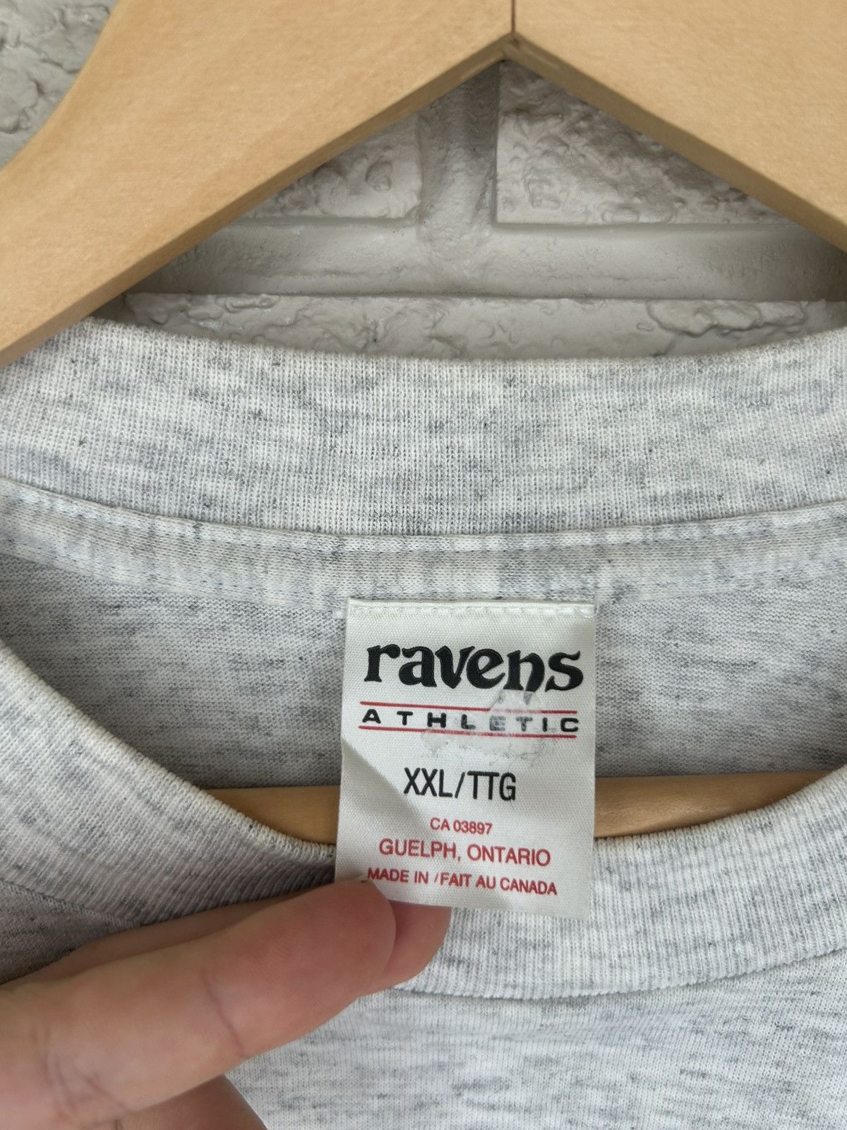 Vintage Vintage 90s Toronto Blue Jays Ravens T Shirt Size US XXL / EU 58 / 5 - 8 Thumbnail
