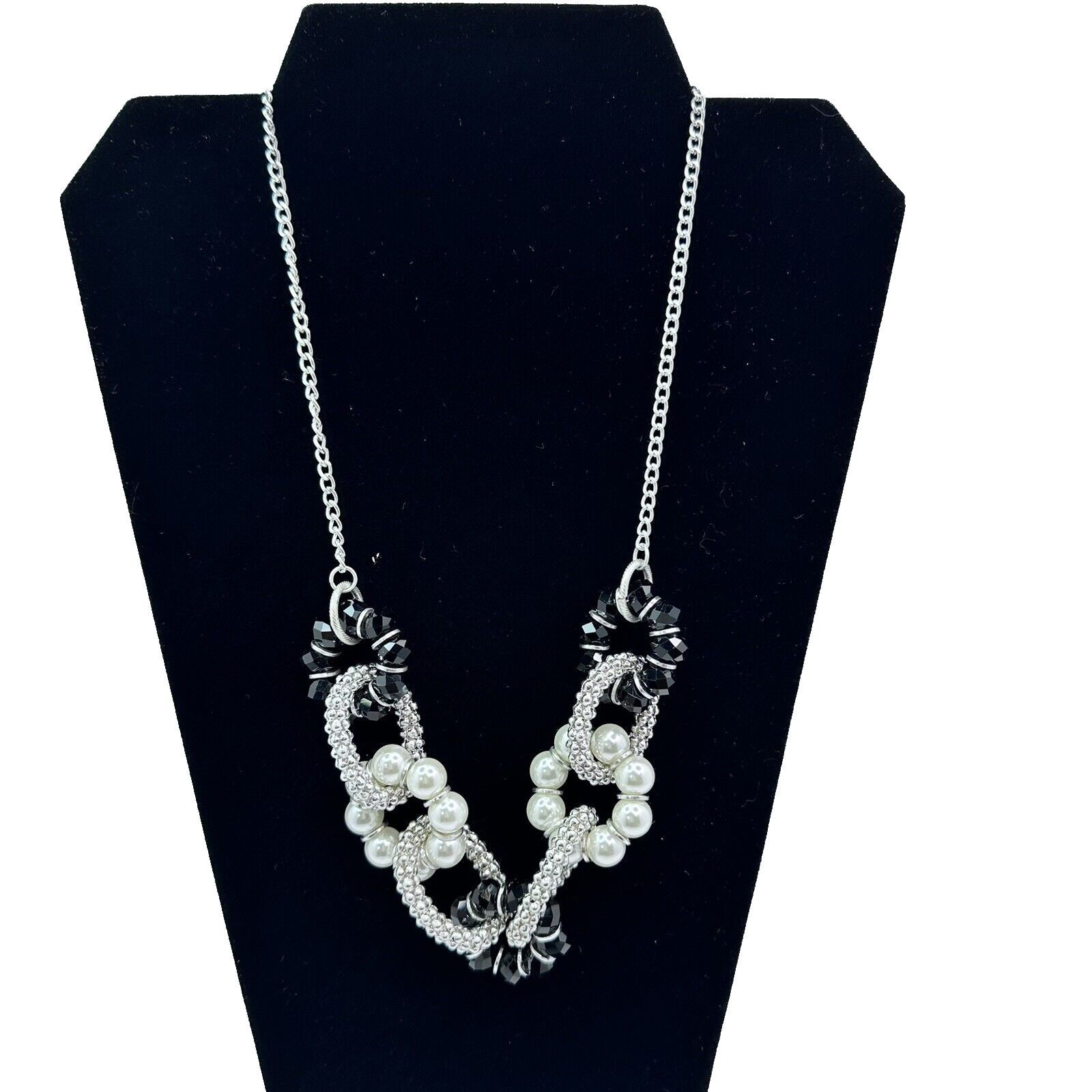 Other Ny & Co Silver Mesh Blk Crystals Faux Pearls Beads Necklace Size ONE SIZE - 8 Thumbnail