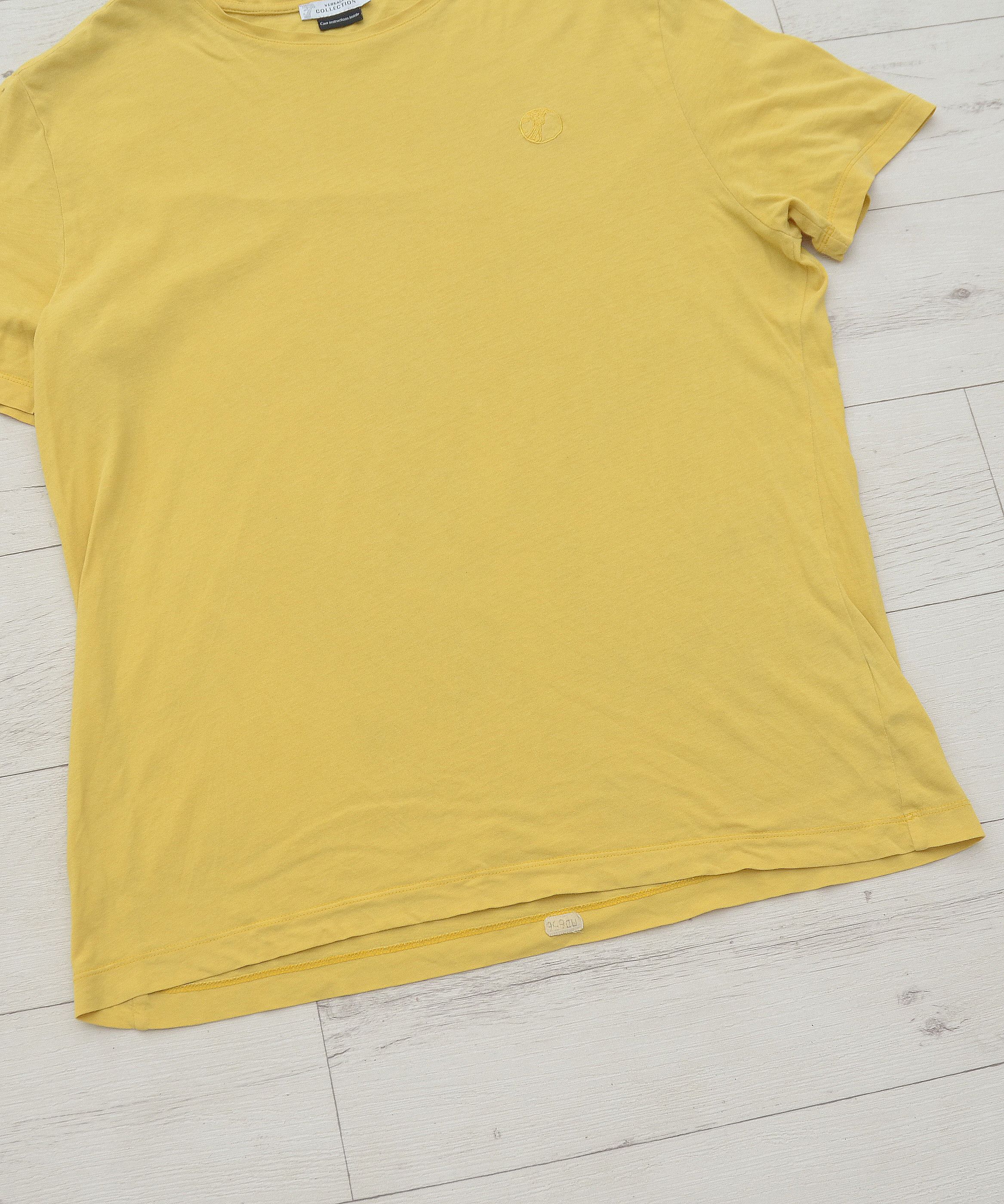 Versace Versace Collection Medusa Logo Basic T-Shirt Gianni Versace Size US XL / EU 56 / 4 - 3 Thumbnail