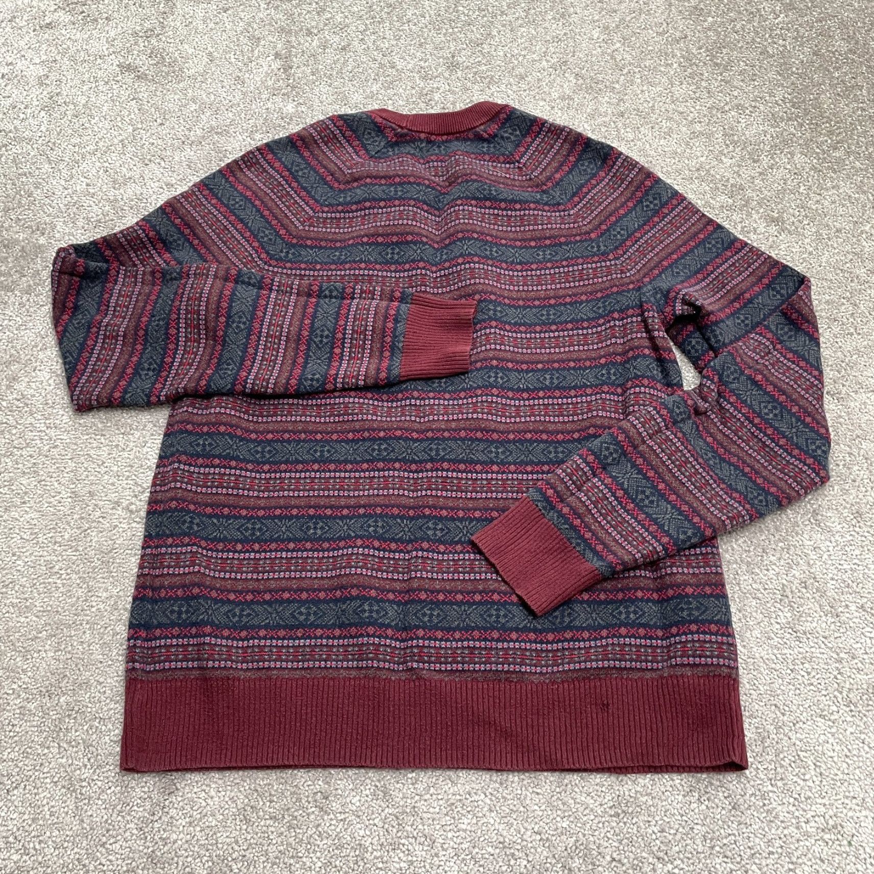 Old Navy VINTAGE Old Navy Pullover Sweatshirt Shirt Mens Medium Red Argyle Diamond Crew Neck Holiday Mens Size M / US 6-8 / IT 42-44 - 2 Thumbnail