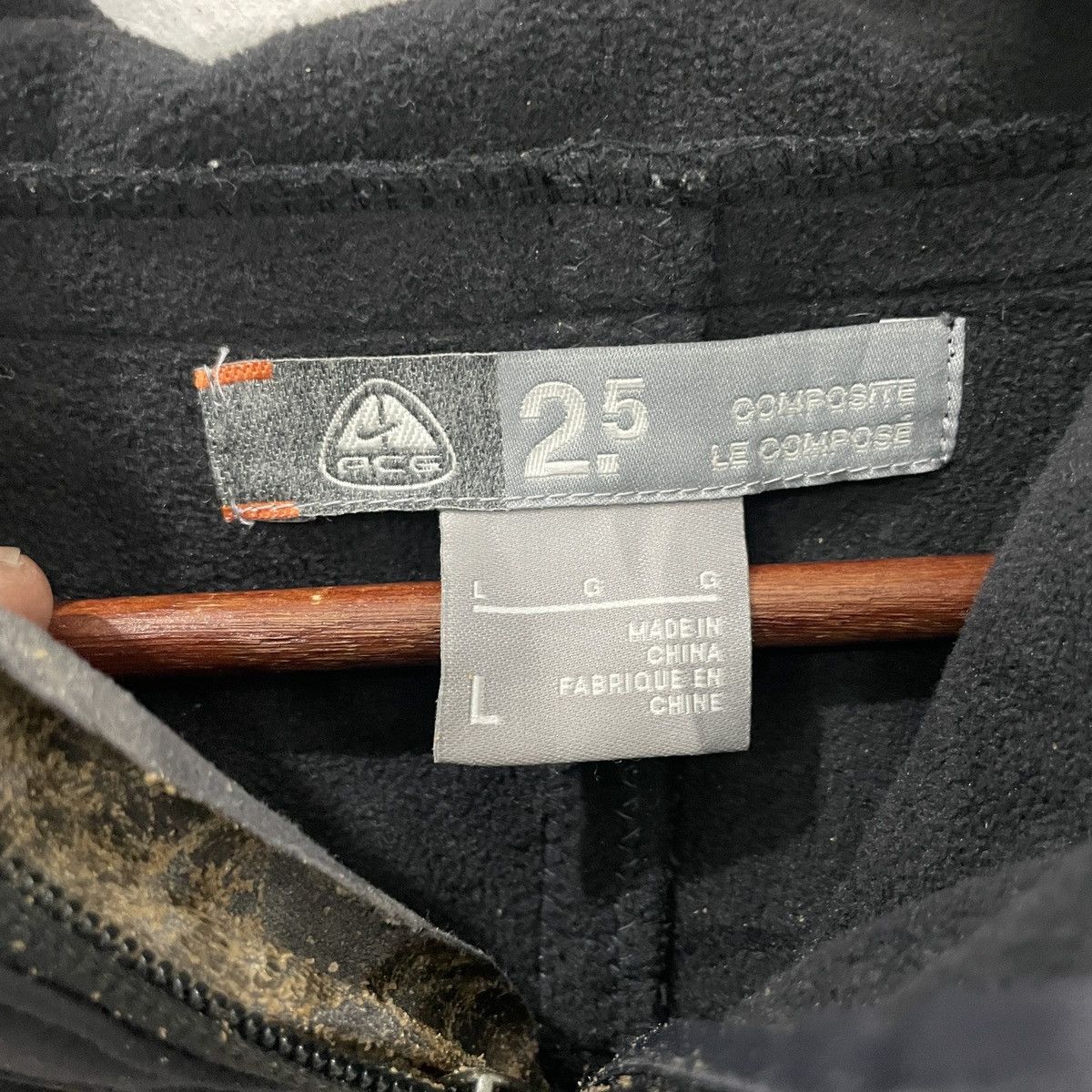 Nike ACG Vintage Nike Acg Hoodies Jacket Size US L / EU 52-54 / 3 - 5 Thumbnail