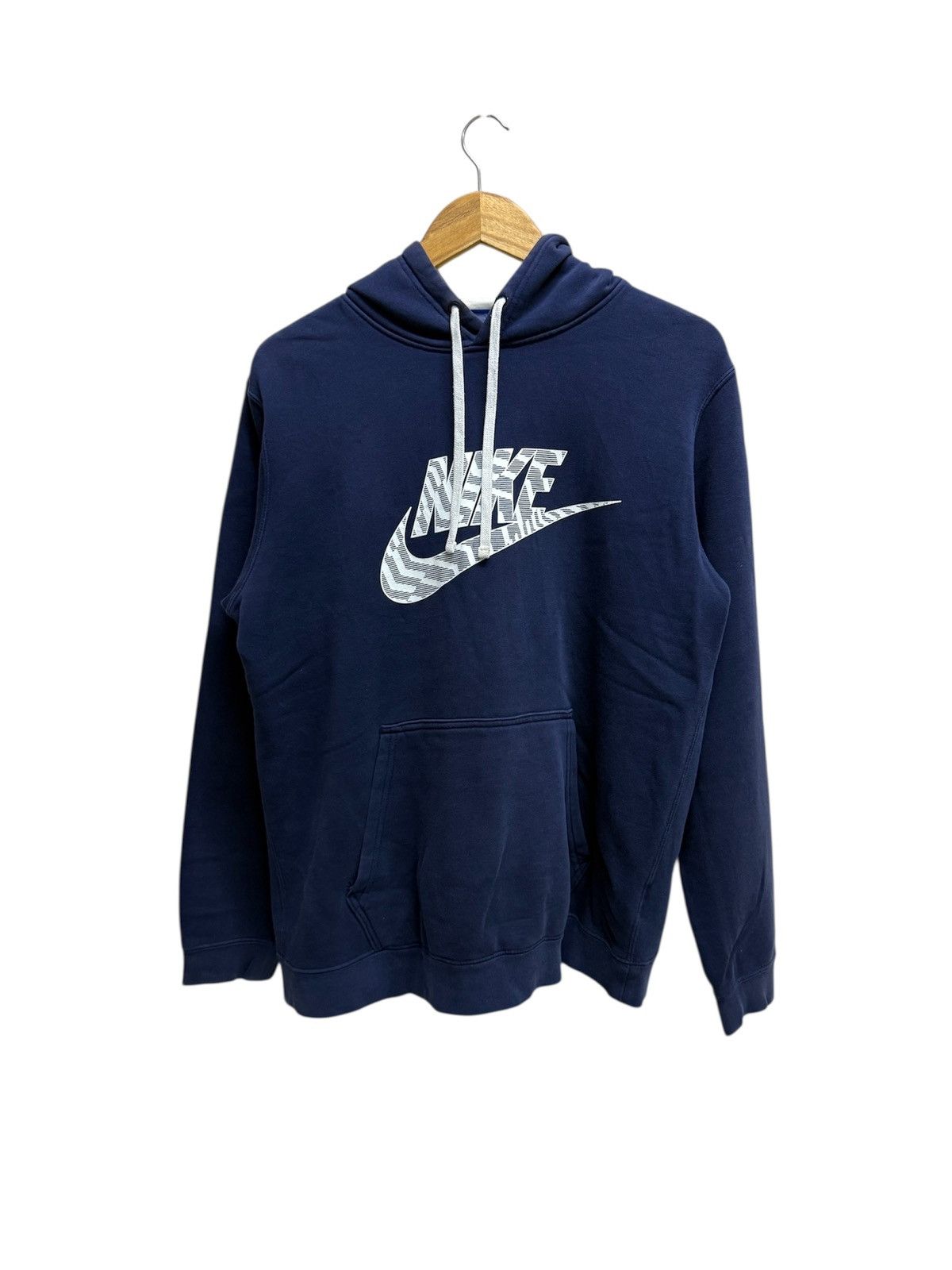 Nike NIKE ZEBRA BIGLOGO PULLOVER SWEATER HOODIE Size US L / EU 52-54 / 3 - 1 Thumbnail