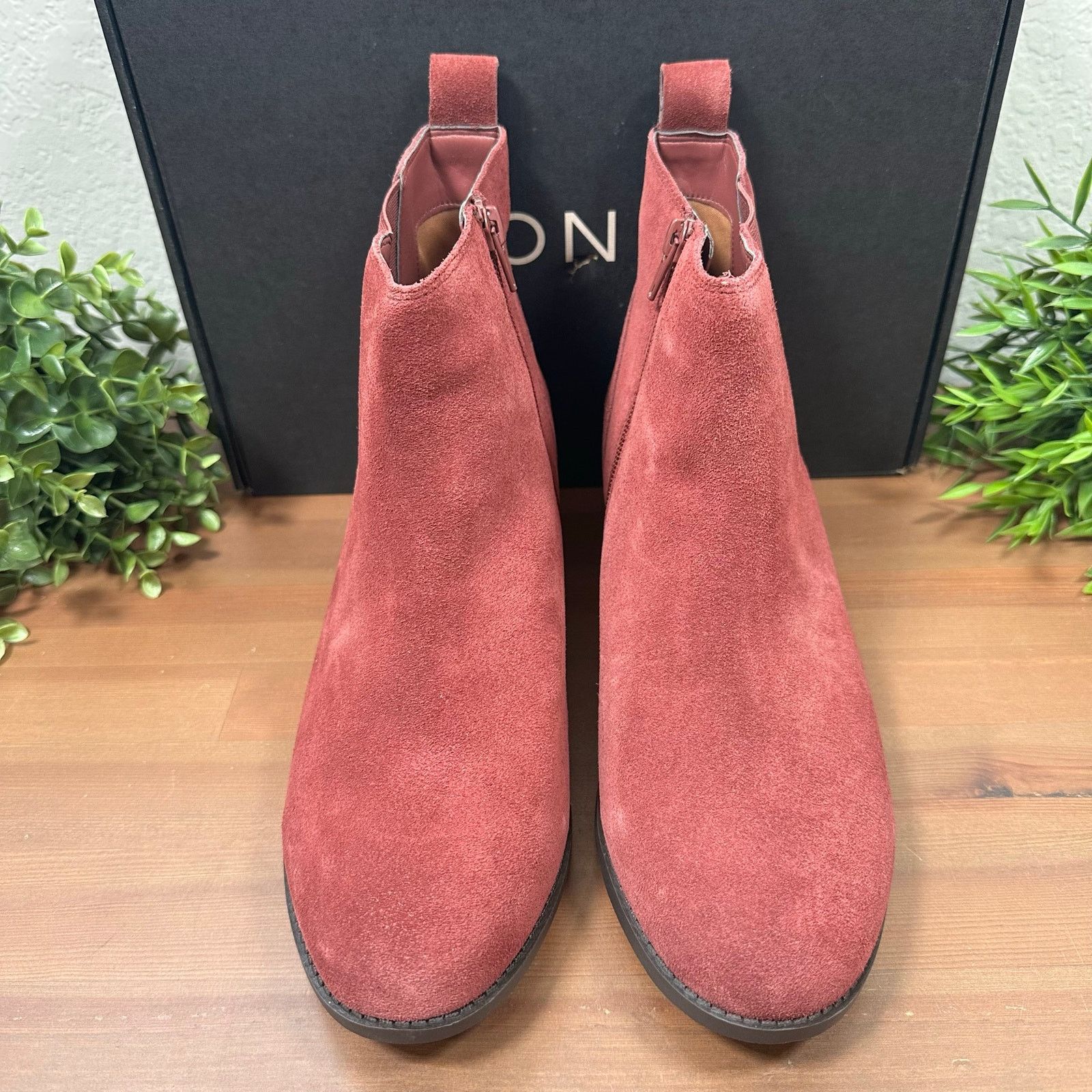 Vionic Vionic Roseland Water-Repellent Suede Ankle Boots Size 9.5 Size US 9.5 / IT 39.5 - 4 Thumbnail