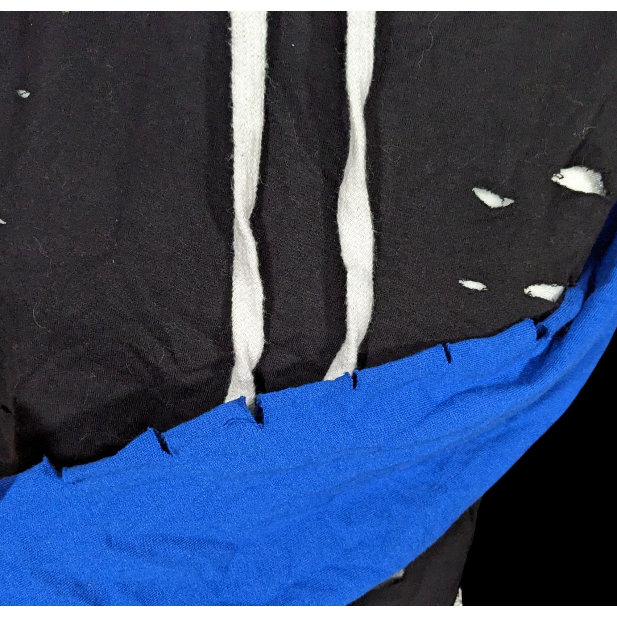Other Trendy Streetwear Distressed Cropped Hoodie by Thrill 94 Size M / US 6-8 / IT 42-44 - 5 Thumbnail