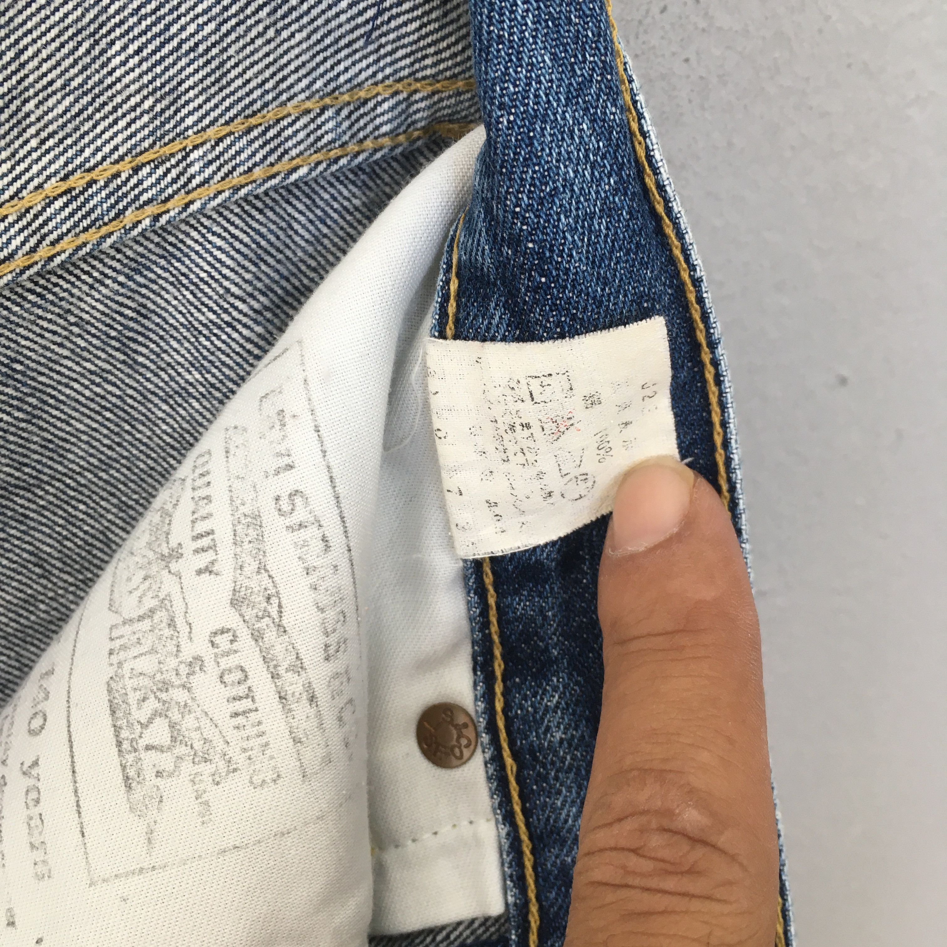 Levi's Size 30x31 90s Levis 702 LVC Buckle Back Big E Jeans S2000 Size US 30 / EU 46 - 14 Thumbnail