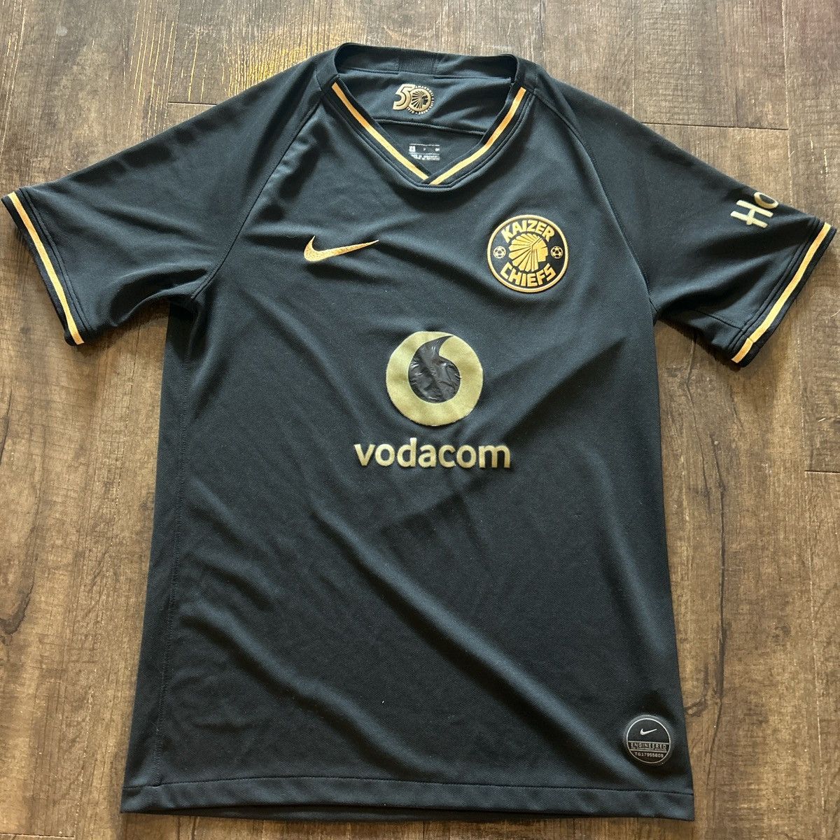Nike Kaizer Cheifs - 2019/2020 soccer Jersey Size US S / EU 44-46 / 1 - 2 Thumbnail