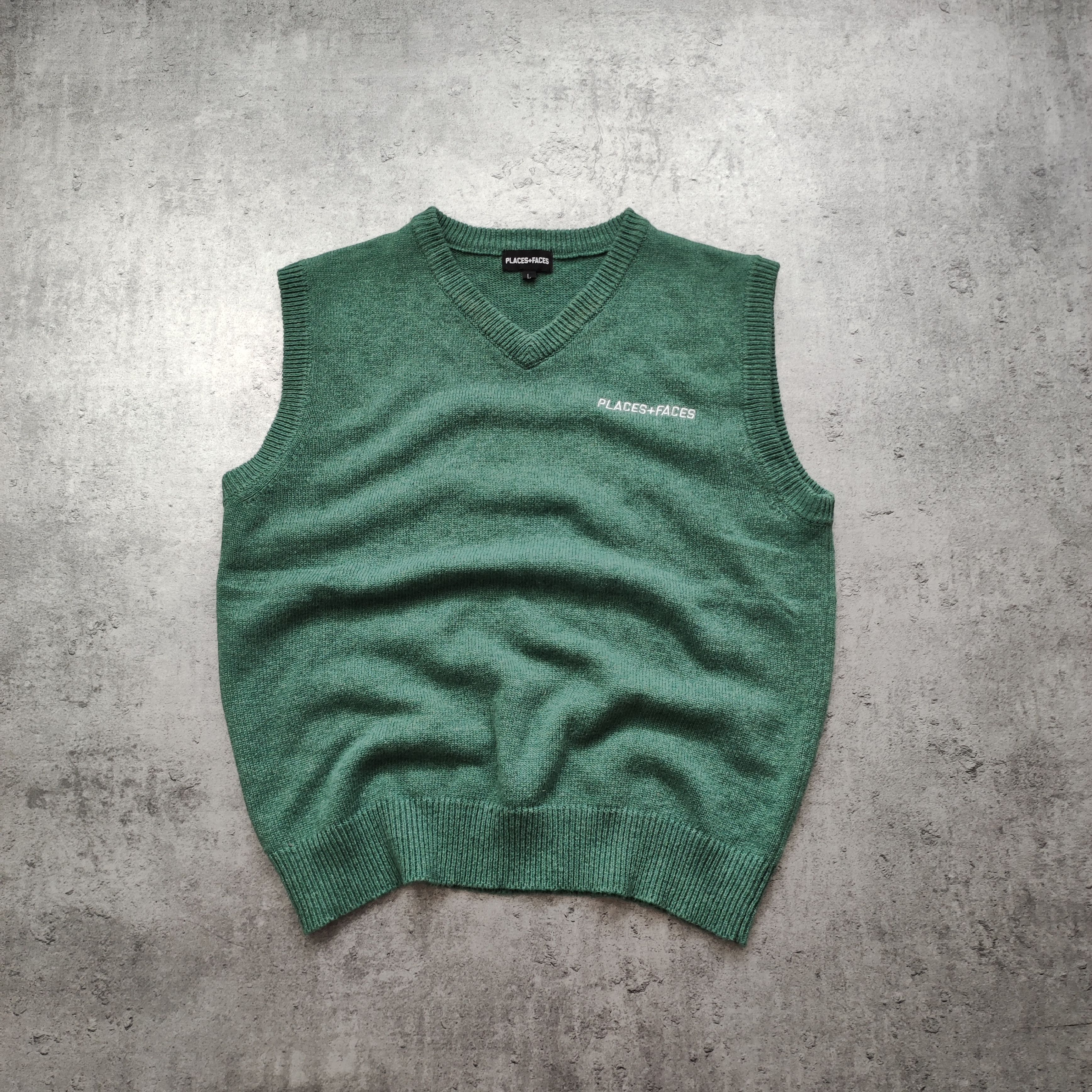 Places + Faces RARE Places + Faces Classic Logo Green Sweater Vest Size US L / EU 52-54 / 3 - 2 Thumbnail