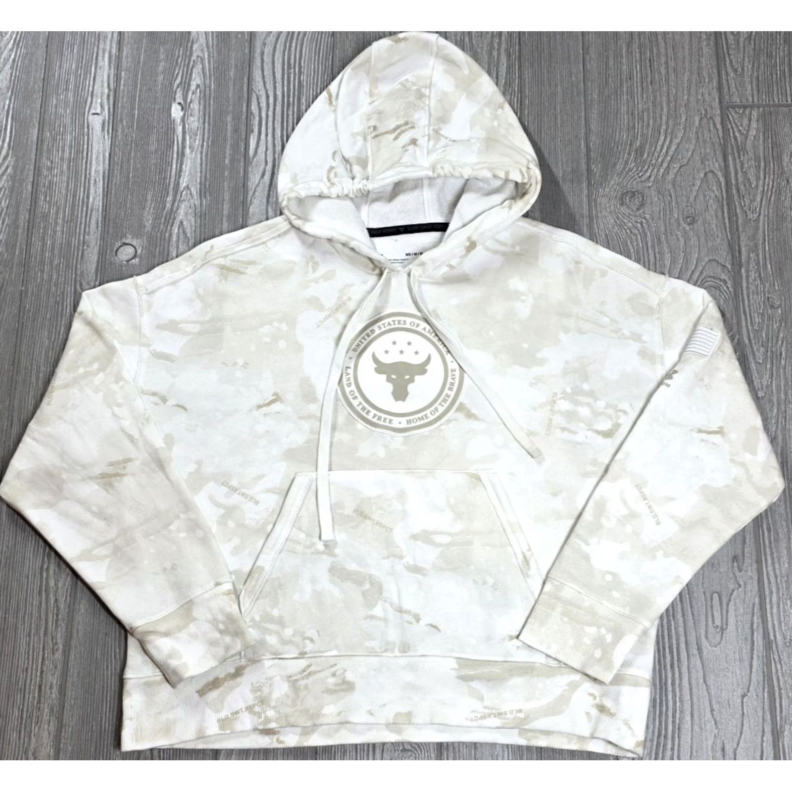 Under Armour VINTAGE Under Armour Project Rock Hoodie Women M Ivory Beige Camo Veterans Day Fleece Size M / US 6-8 / IT 42-44 - 3 Thumbnail