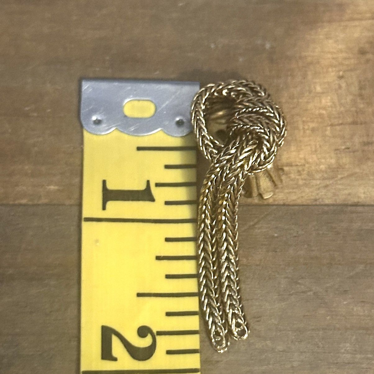 Vintage Vintage gold tone slip knot chain clip on earrings Size ONE SIZE - 2 Thumbnail