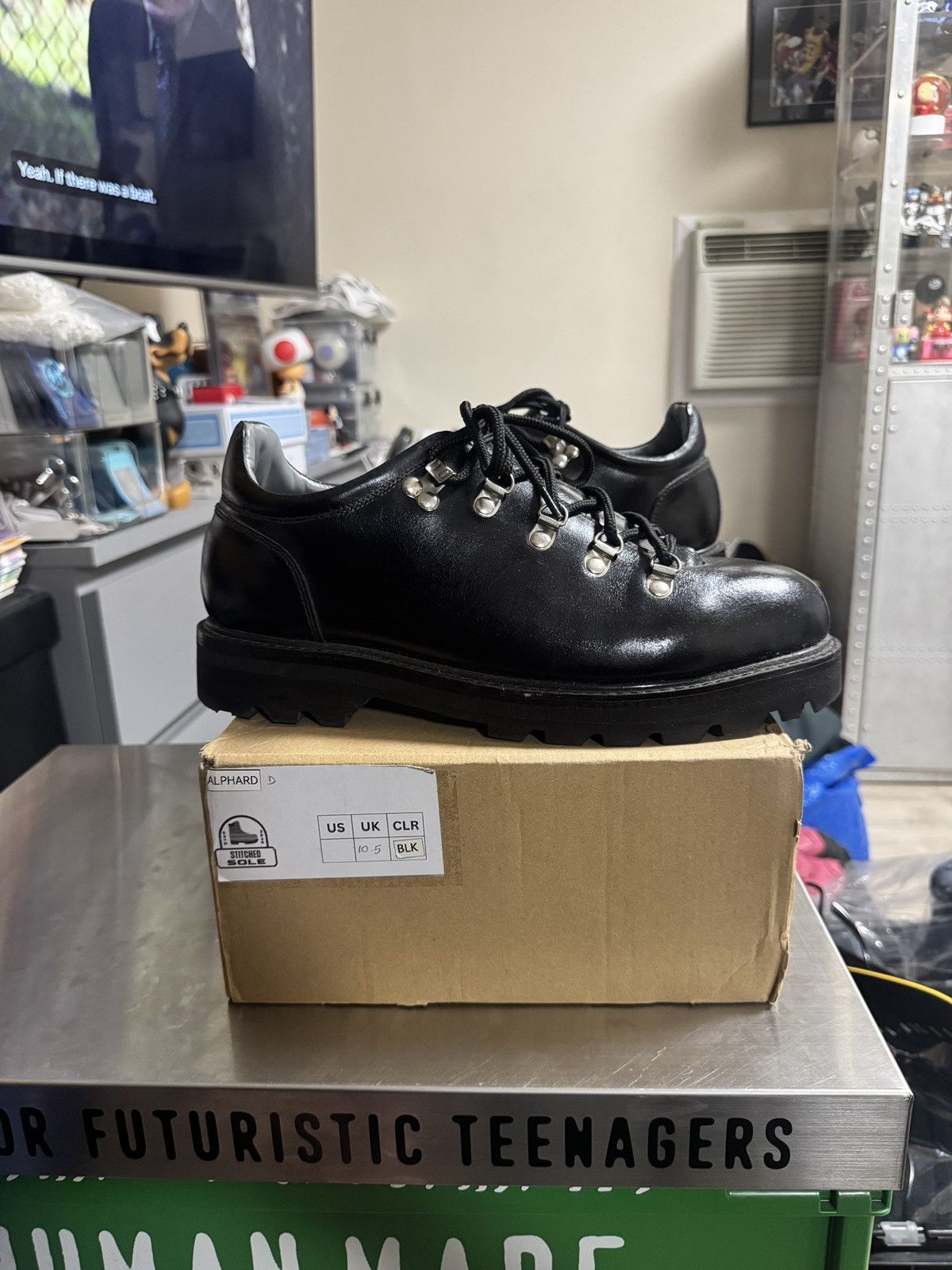 Other DS Stitched Sole Lug Sole Mountain Hiking Derby Size 11.5 Size US 11.5 / EU 44-45 - 2 Thumbnail