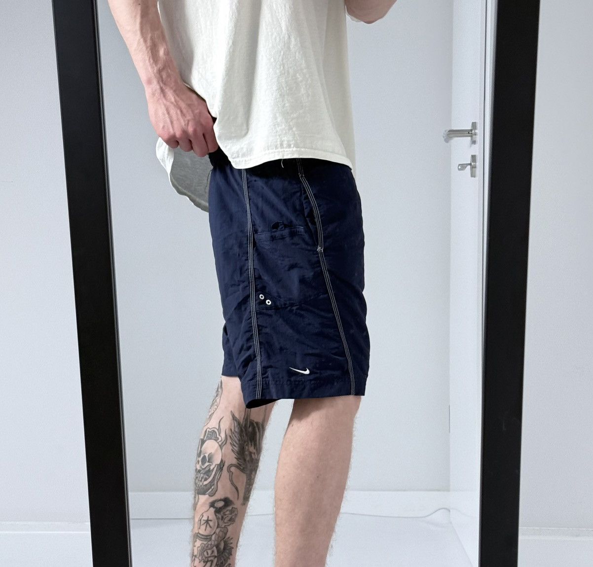 Nike Vintage Nike Y2K streetwear nylon track shorts Size US 31 - 4 Thumbnail