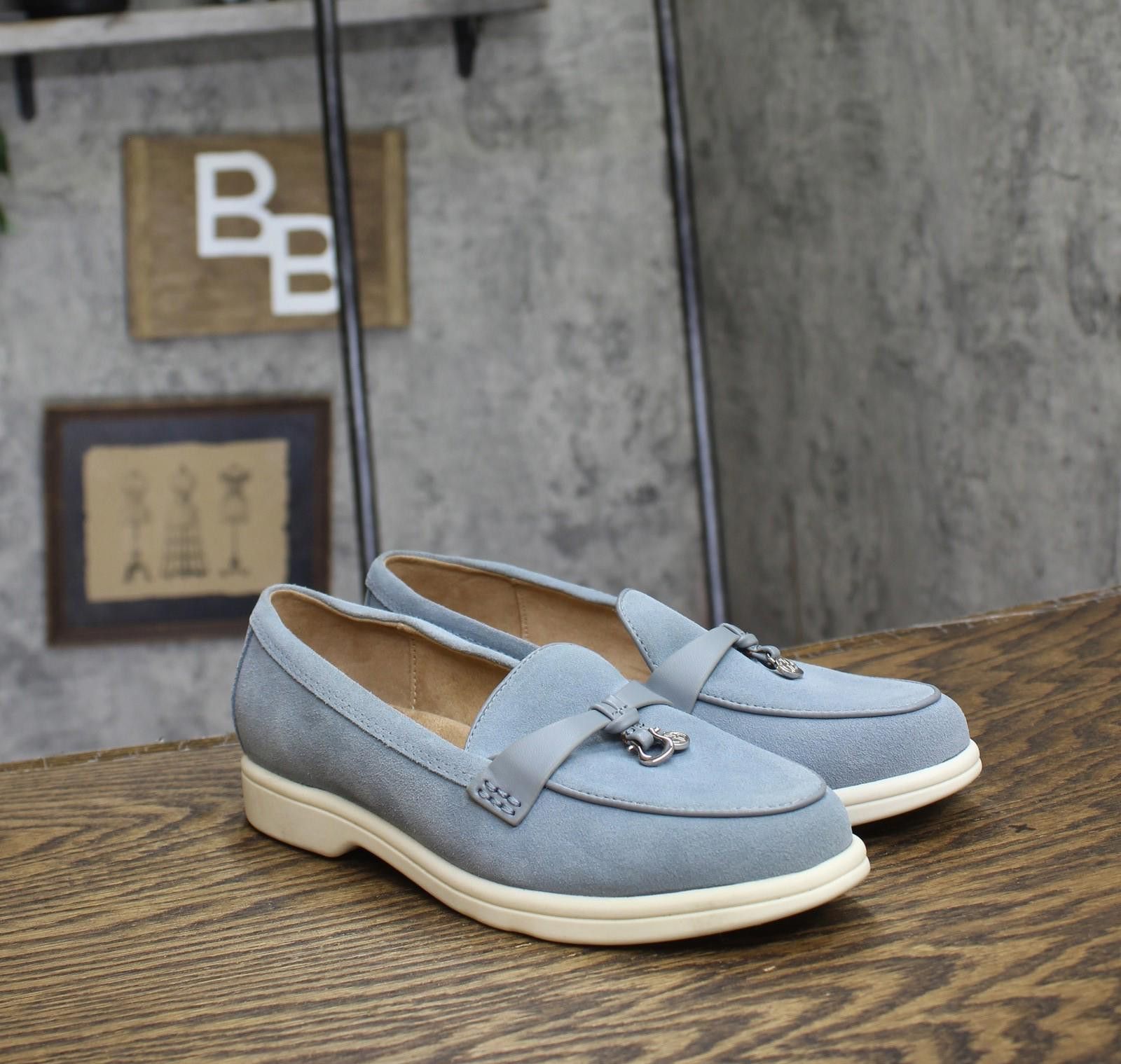 Giani Bernini Giani Bernini Womens Memory Foam Loafers Light Blue Suede 6m Size US 6 / IT 36 - 1 Thumbnail