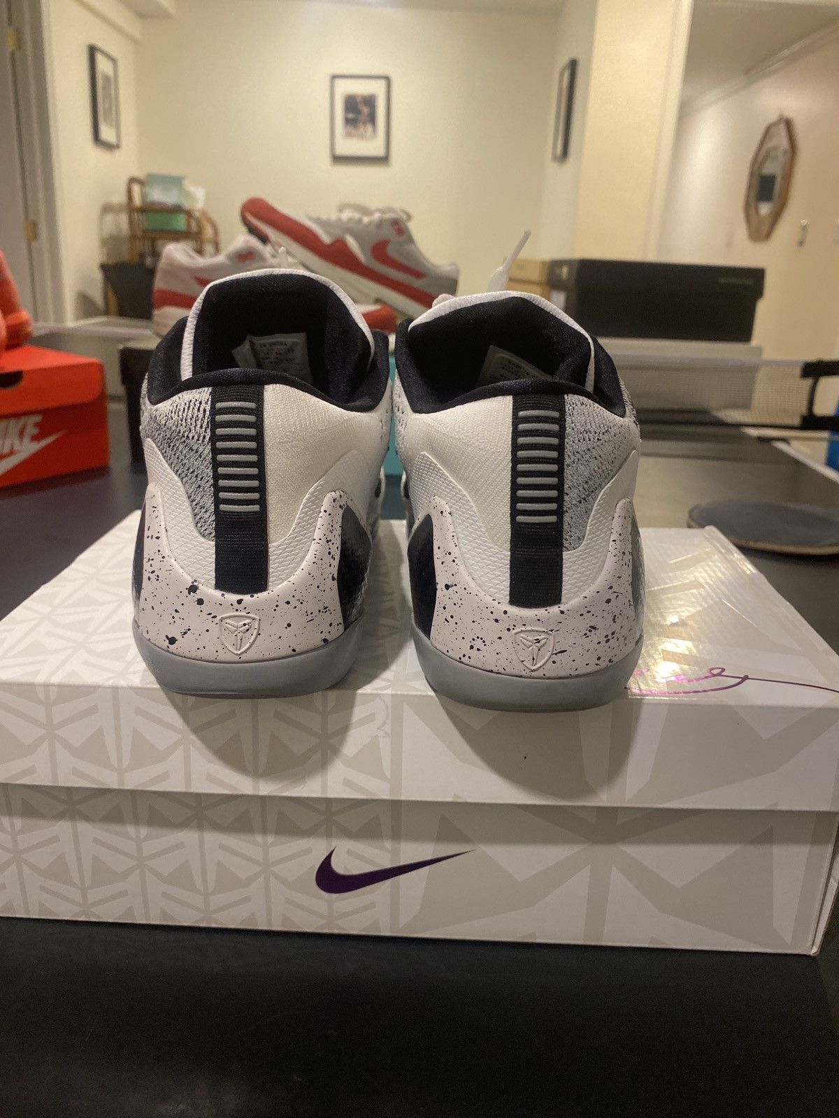 Nike Kobe 9 Wolf Grey Black Size US 9 / EU 42 - 4 Thumbnail