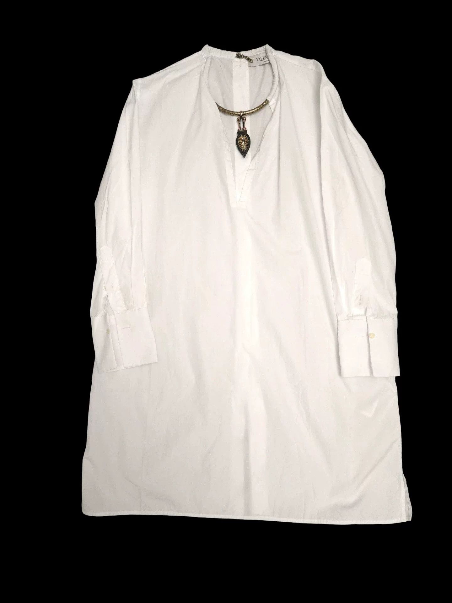 Valentino white valentino dress with unique neckline design Size US L / EU 52-54 / 3 - 1 Thumbnail