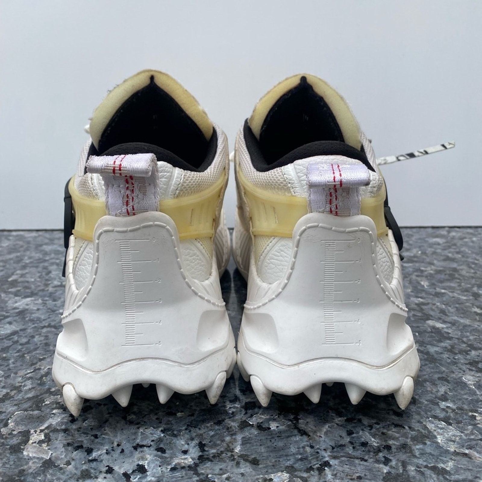Off-White Off-White ODSY-1000 x Katsu White and Black Men’s Size 43 Size US 10 / EU 43 - 7 Thumbnail