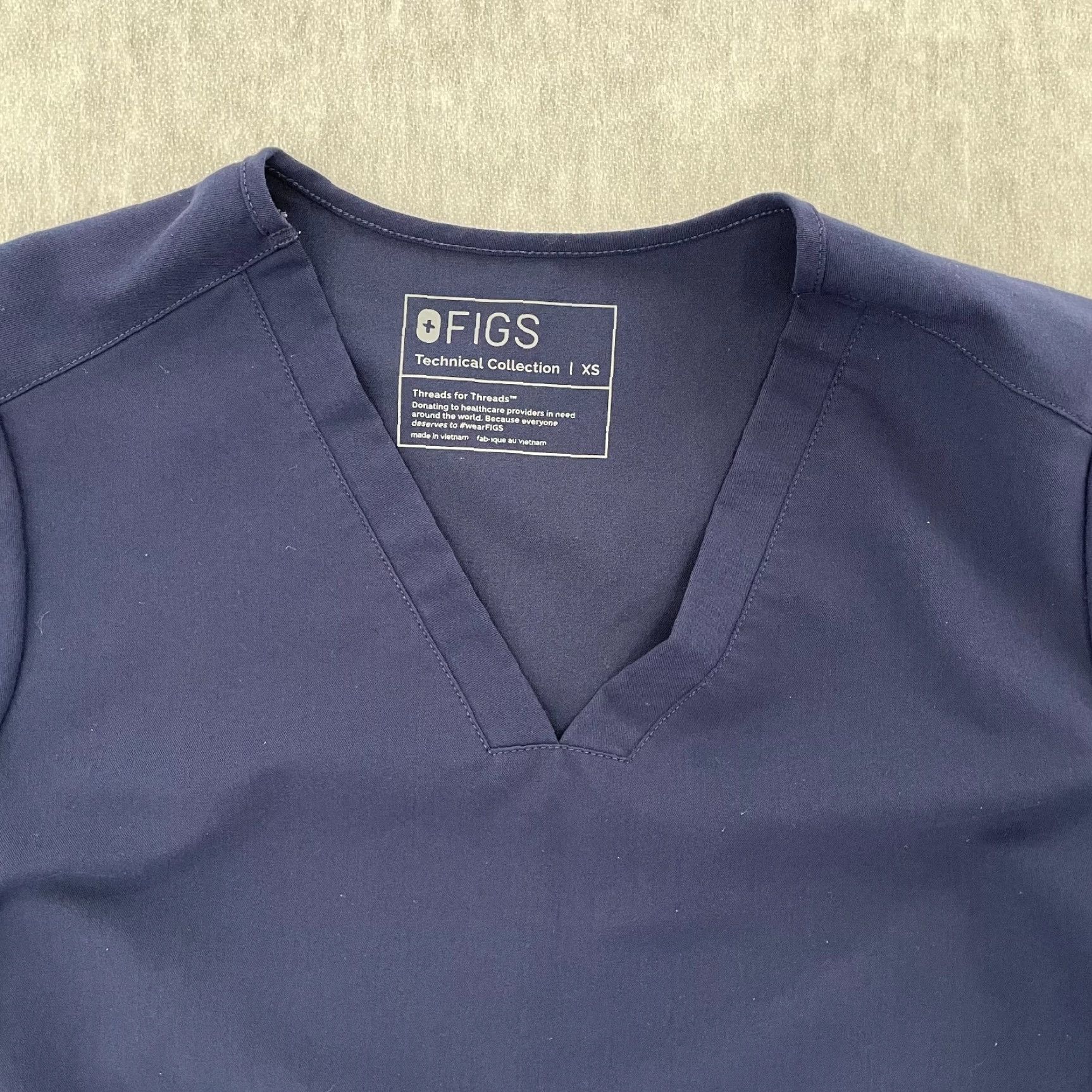 Vintage Figs Scrubs Shirt Womens Extra Small Technical Collection Ladies XS Blue Top Size XS / US 0-2 / IT 36-38 - 3 Thumbnail