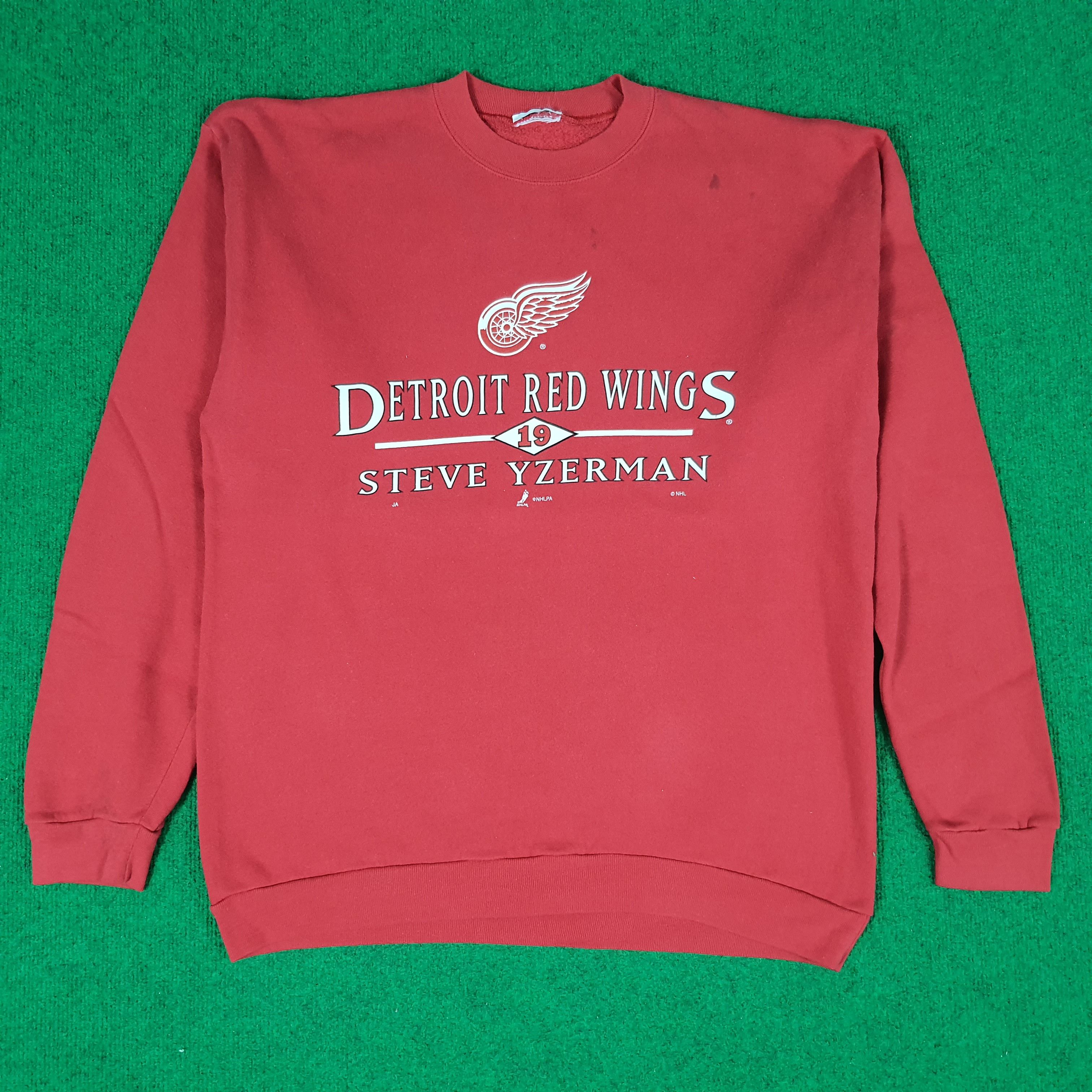 NHL × Red Wing × Vintage Vintage NHL Detroit Red Wings Steve Yzerman Sweatshirt Size US M / EU 48-50 / 2 - 1 Thumbnail