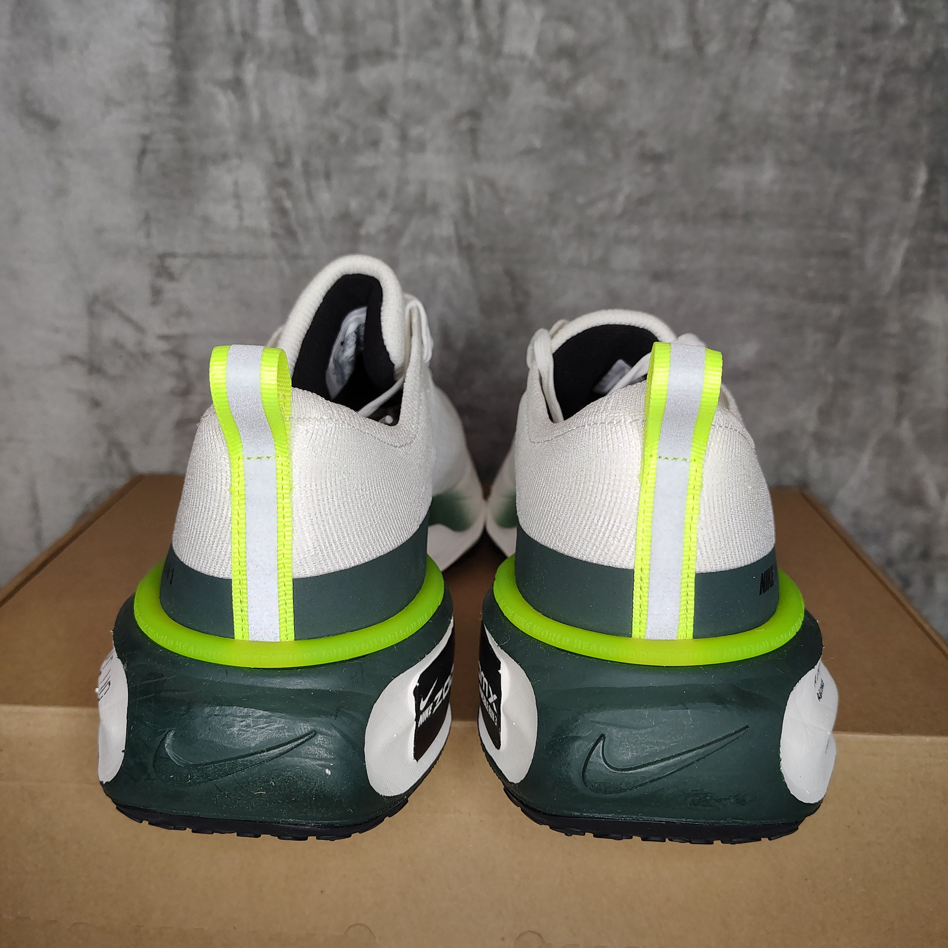 Nike Nike Zoomx Invincible Run FK 3 FZ4018-100 Elite Mens 13 Size US 13 / EU 46 - 14 Thumbnail