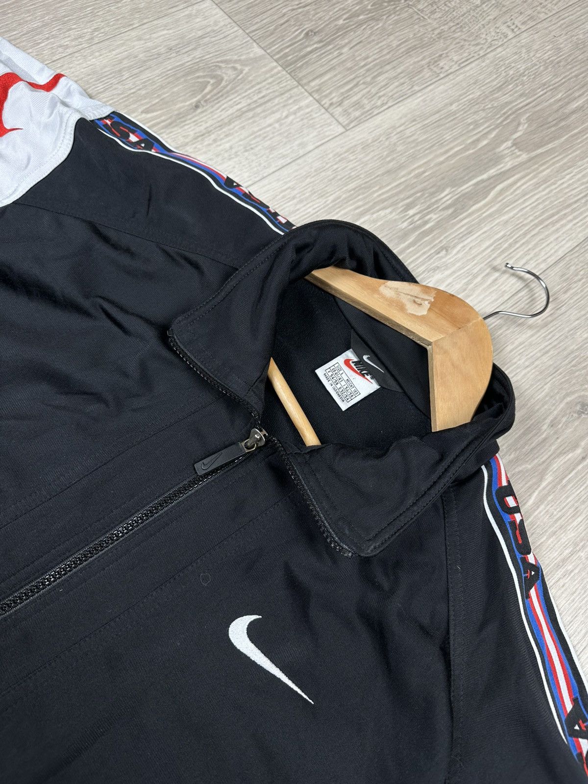 Nike Vintage Nike Zip Track Top Jacket USA Y2K Drill Size US L / EU 52-54 / 3 - 6 Thumbnail