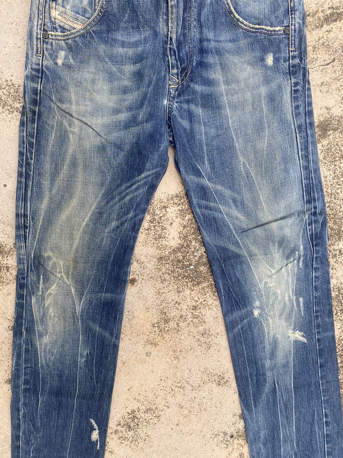 Designer × Diesel Diesel Distressed Claw Mark Faded Denim Jeans Size US 30 / EU 46 - 7 Thumbnail