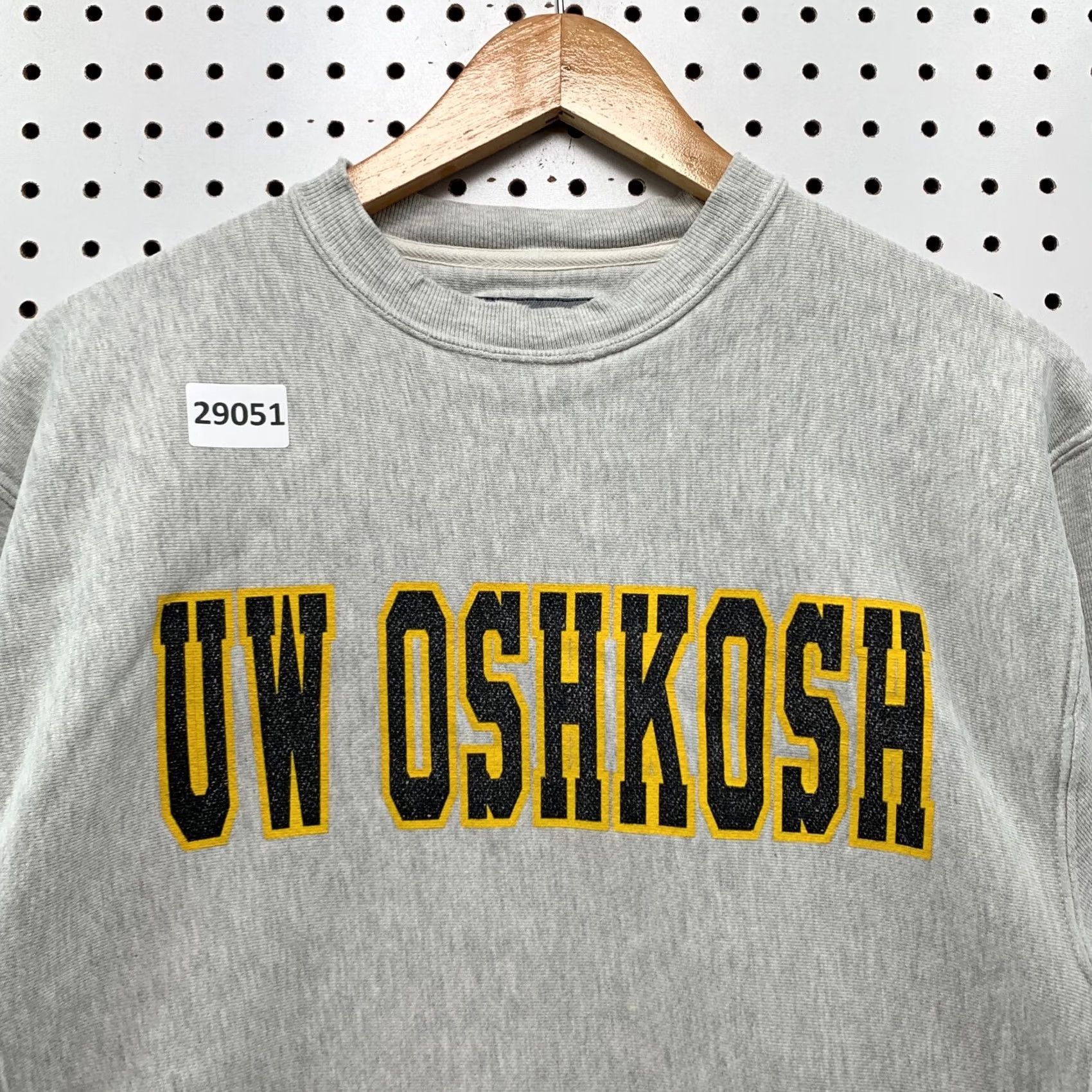 Champion VINTAGE Champion Reverse Weave Sweatshirt University Wisconsin OSHKOSH Gray M Mens Size US M / EU 48-50 / 2 - 7 Thumbnail