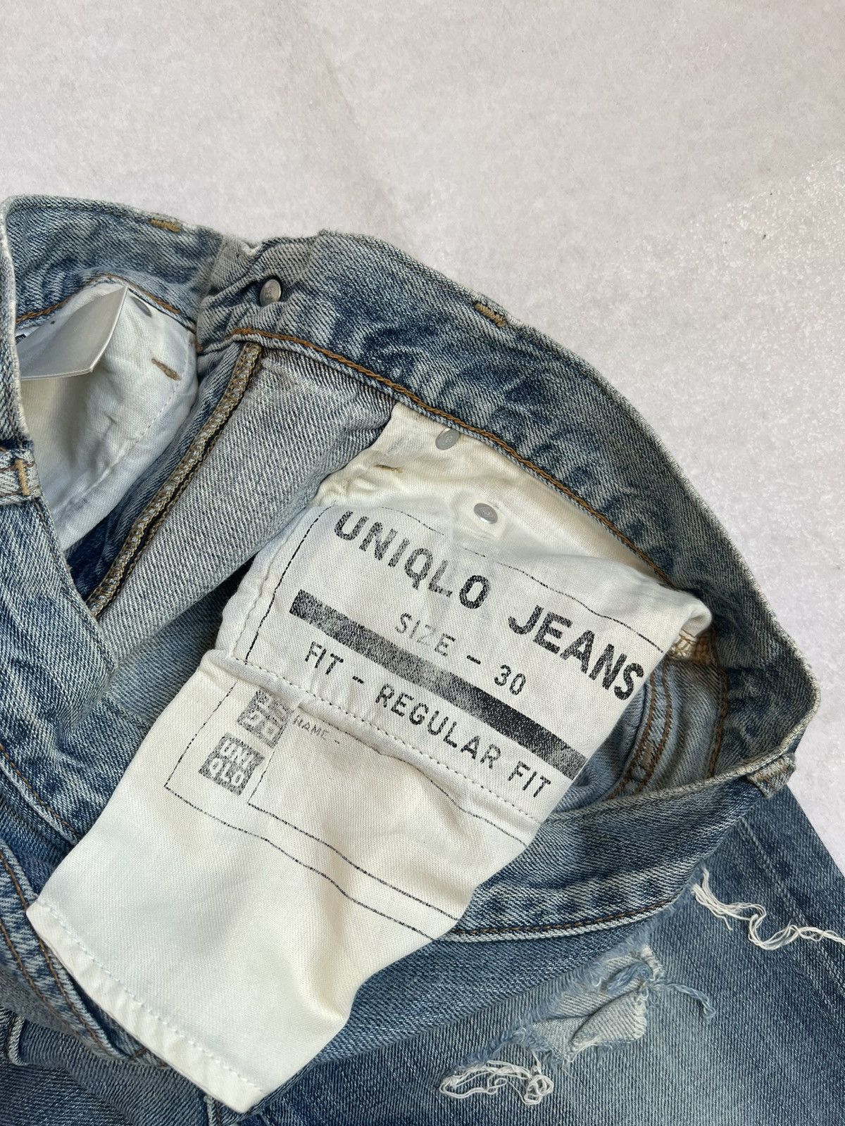 Uniqlo Uniqlo Selvedge Regular Fit Distressed Denim Size US 30 / EU 46 - 10 Thumbnail