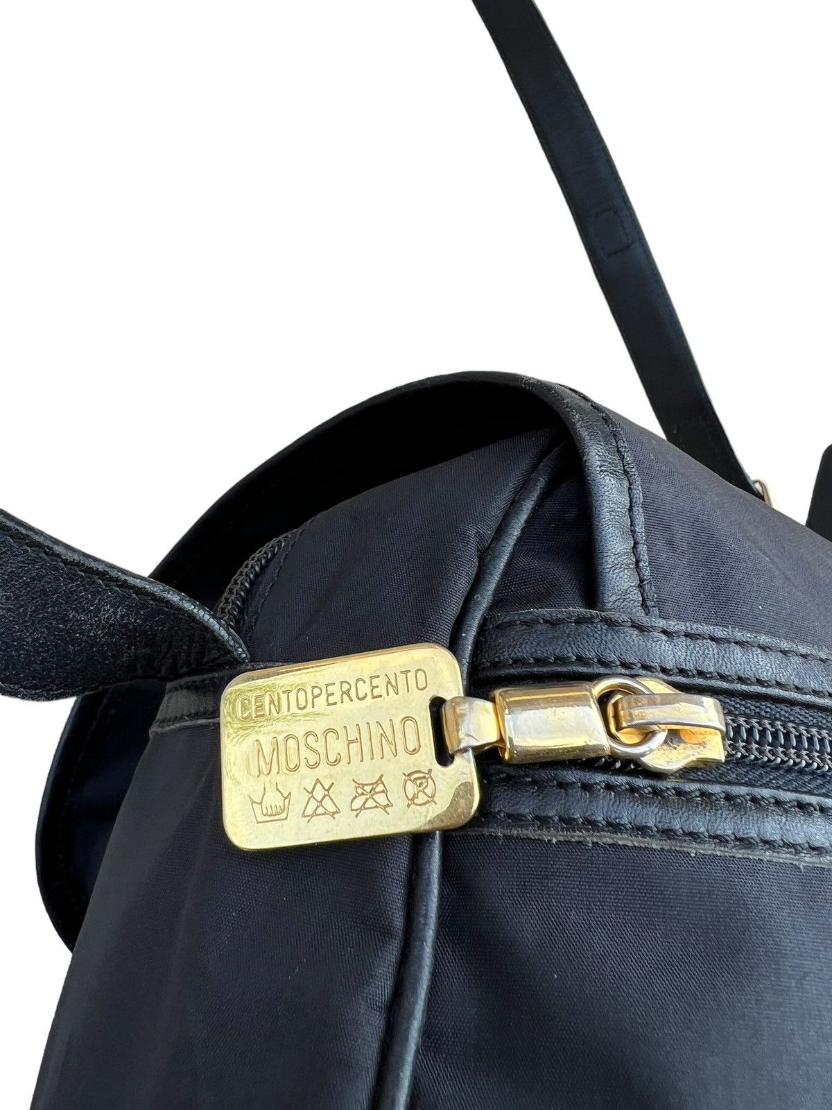 Moschino Vintage Moschino Redwall Leather Nylon Messenger Bag Size ONE SIZE - 8 Thumbnail