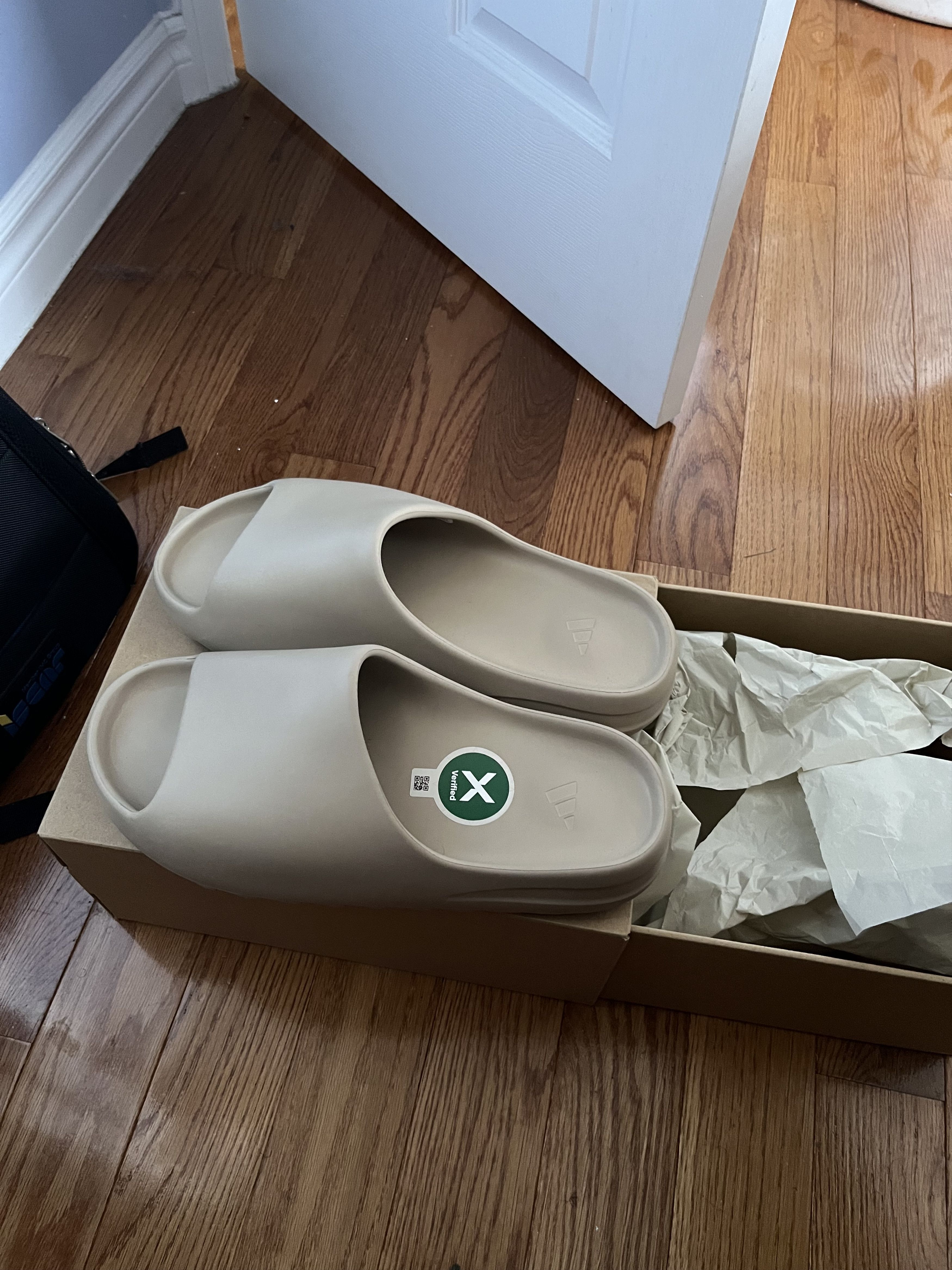 Yeezy Yeezy slides pure Size US 14 / EU 47 - 1 Thumbnail