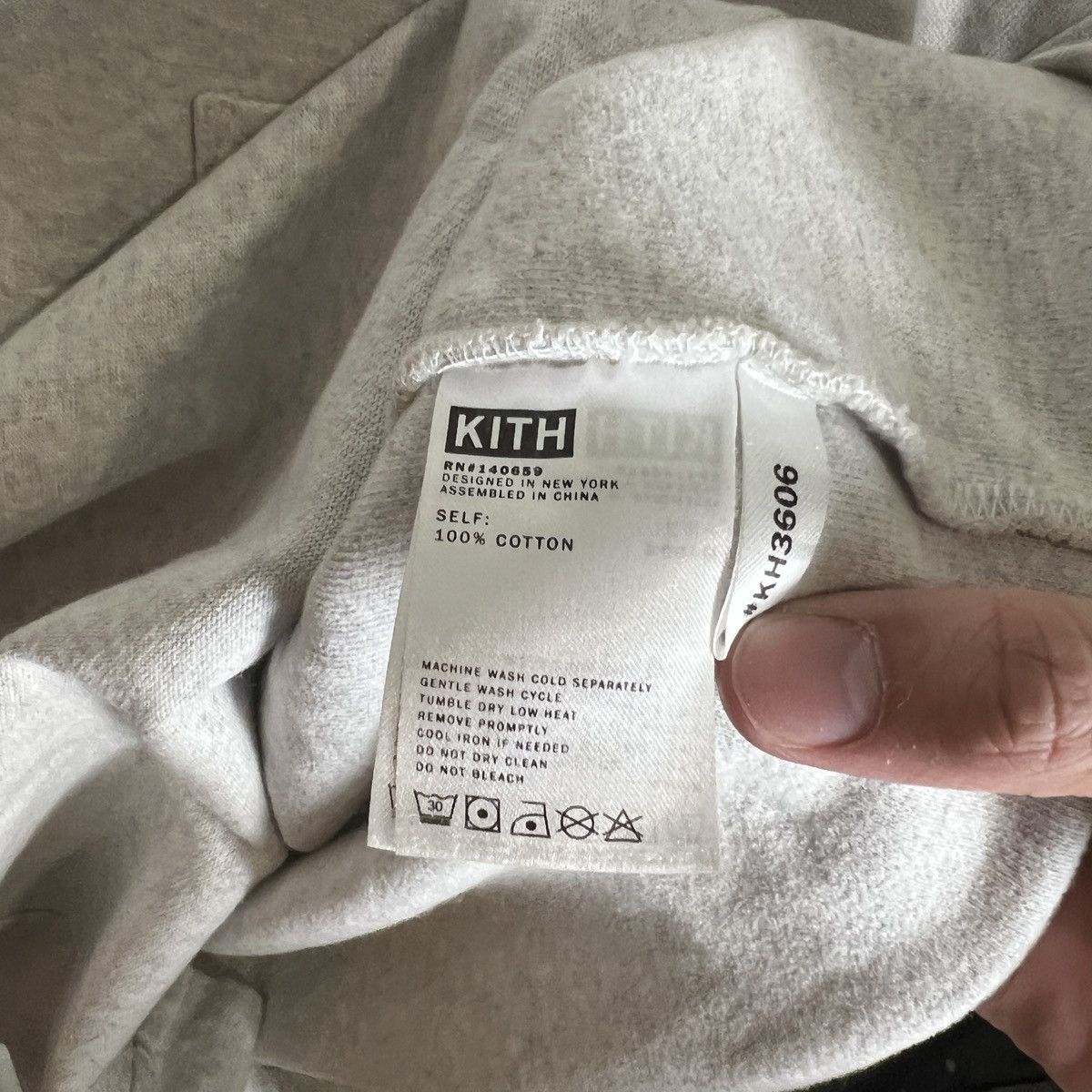 Kith #007 - KITH Quinn Sweater (Heather White) Size US S / EU 44-46 / 1 - 5 Thumbnail