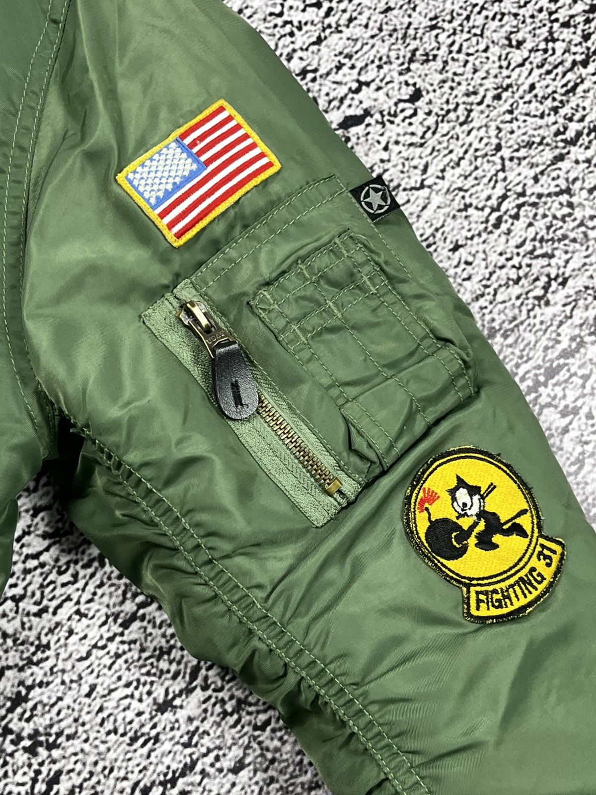Vintage Vintage patched USAF MA-1 bomber aviator flight jacket Size XS / US 0-2 / IT 36-38 - 6 Thumbnail