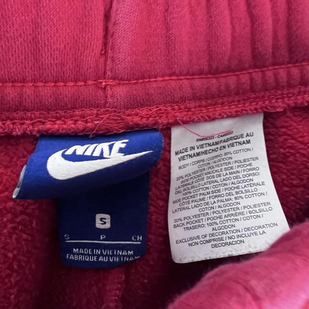 Nike Nike Sportswear Club Fleece Shorts Men Adult Small Red Size US 28 / EU 44 - 4 Thumbnail