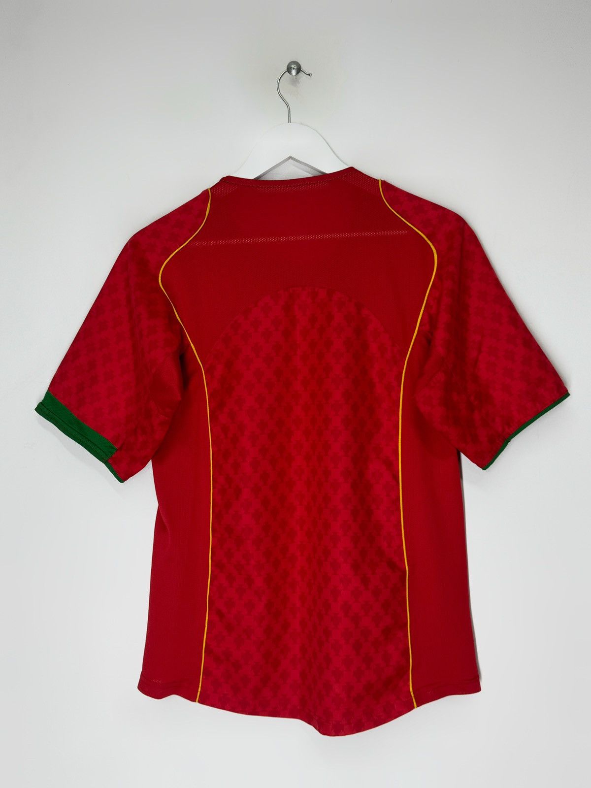 Nike Nike Portugal 2004/05 Home Football Shirt Jersey Size US S / EU 44-46 / 1 - 2 Thumbnail