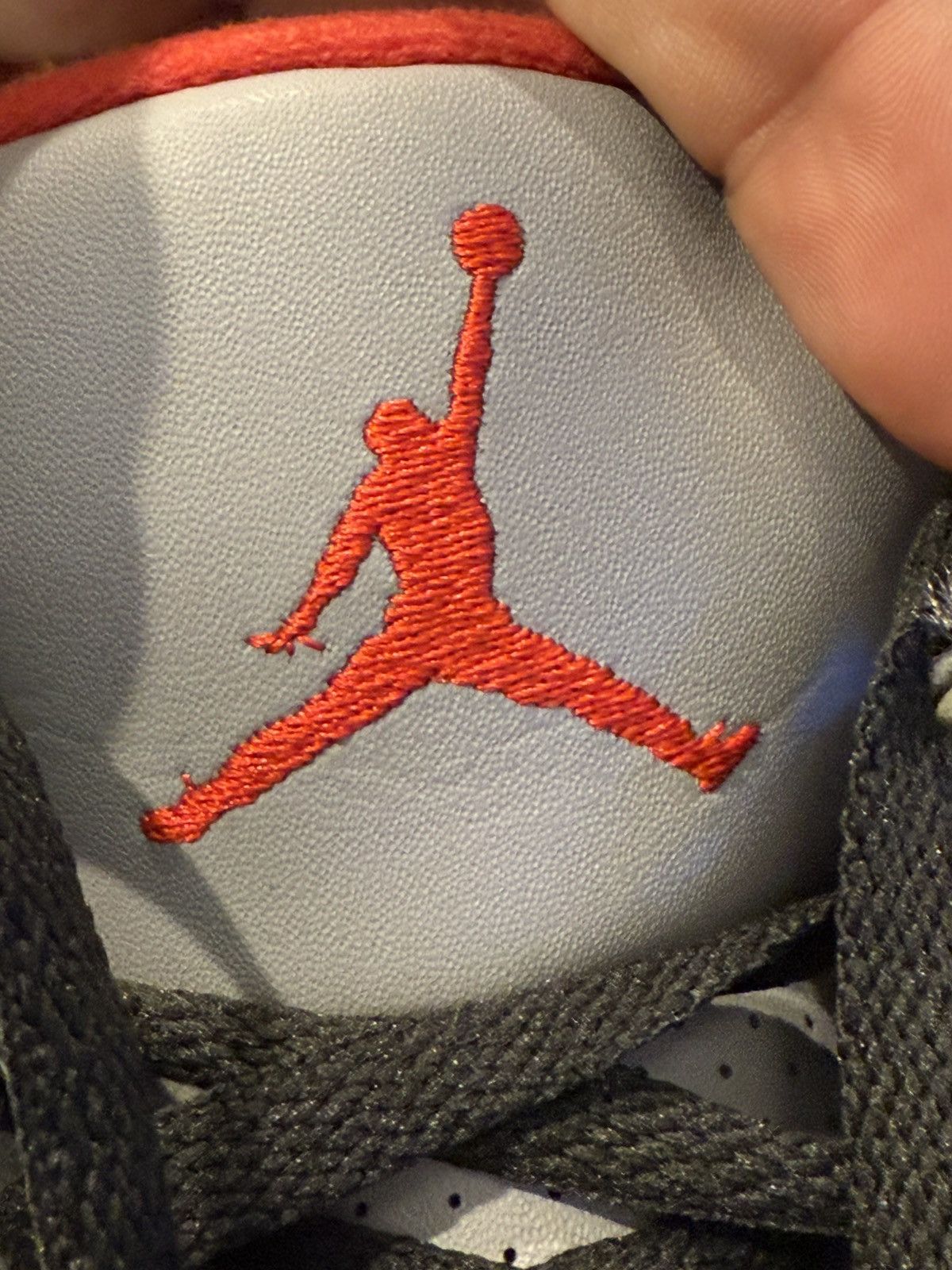 Jordan Brand Air Jordan Retro 3 Black Cement 2018 Size US 8 / EU 41 - 8 Thumbnail