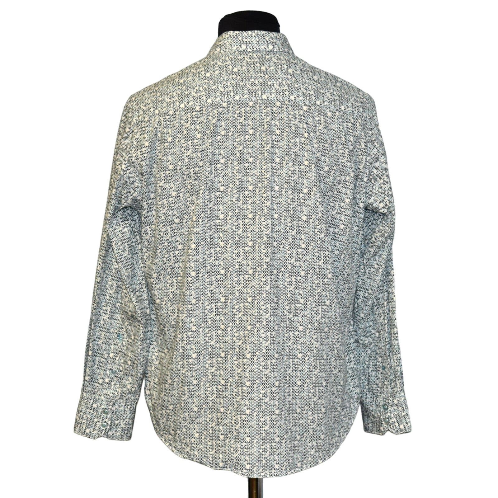 Robert Graham ROBERT GRAHAM White Zig Zag Print Classic Fit Shirt Size M Size US M / EU 48-50 / 2 - 5 Thumbnail