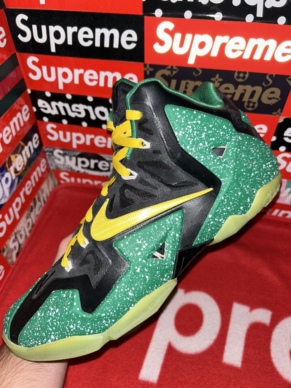 Nike Nike Lebron 11 iD 641216-991 size 12 nikeID VNDS RARE SHOES Size US 12 / EU 45 - 6 Thumbnail