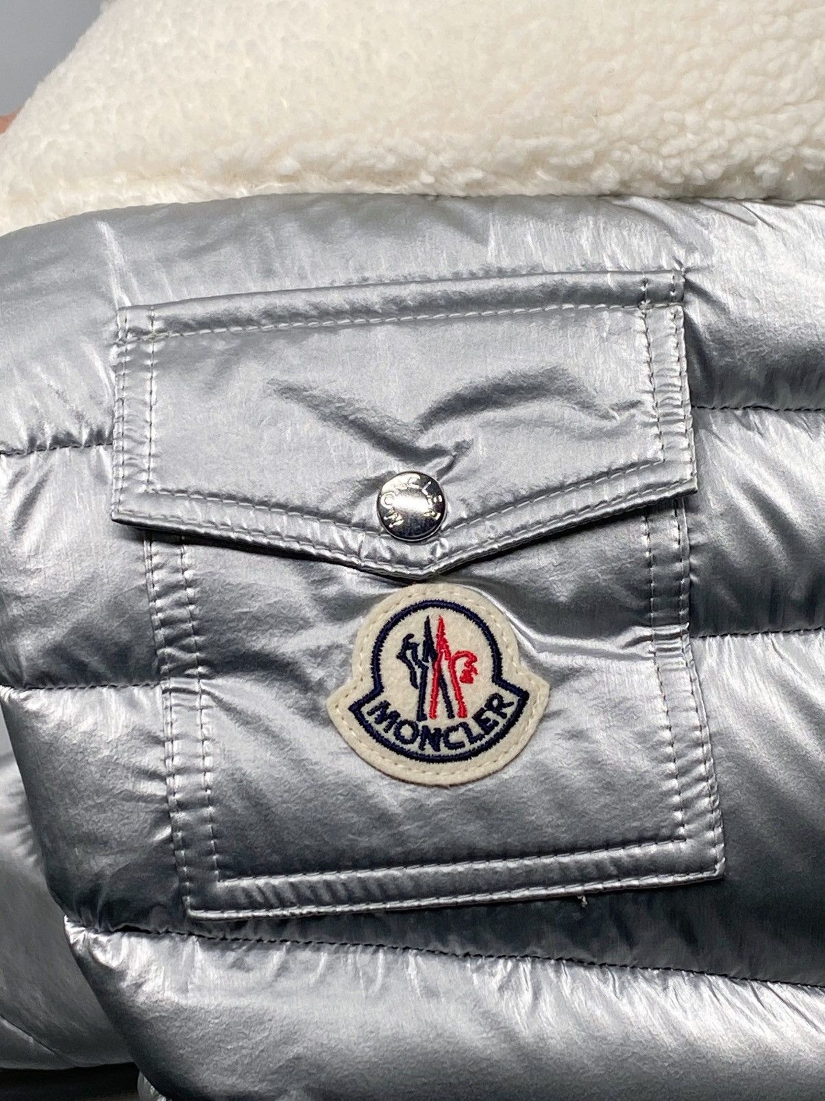 Moncler Moncler Gaia Pocket Faux Fur-Trim Snow Boots size 38 Size US 8 / IT 38 - 7 Thumbnail