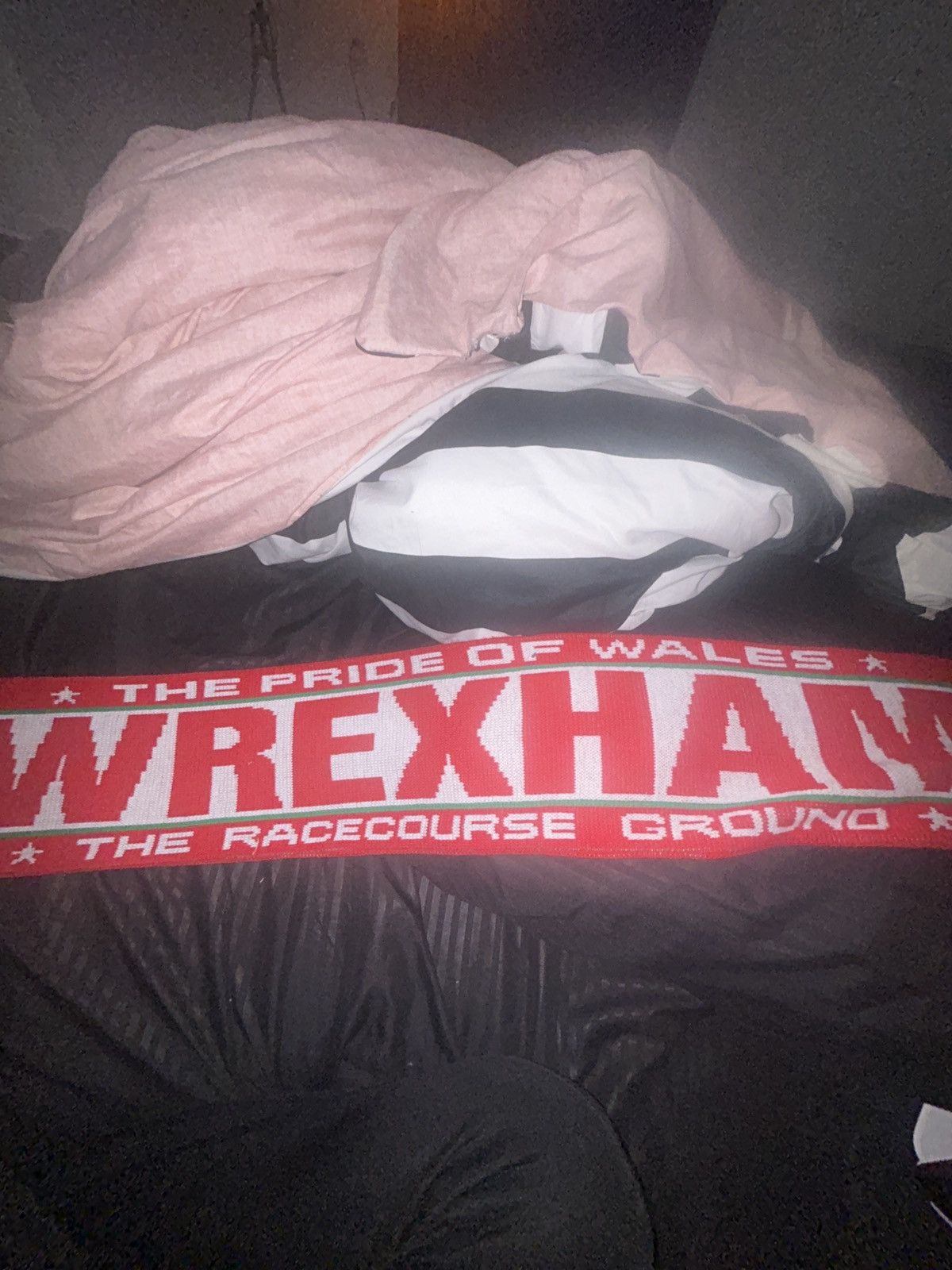 Chelsea Soccer Wrexham A.F.C Scarf Size ONE SIZE - 3 Thumbnail