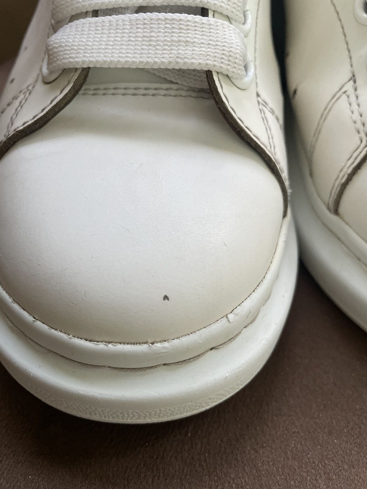Alexander McQueen Alexander McQueen Oversized low top sneakers black white Size US 7.5 / EU 40-41 - 6 Thumbnail