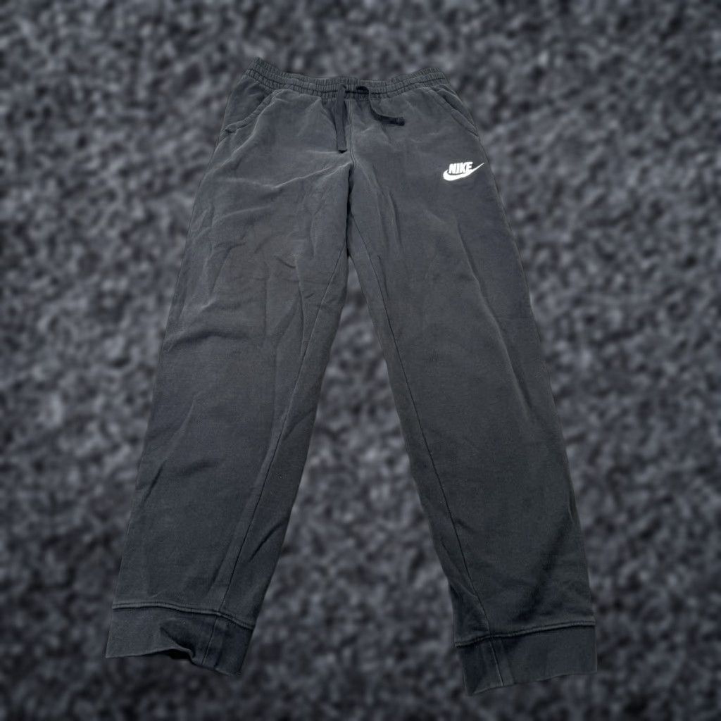 Nike Mens Nike Jogger Pants Sweatpants Gym Athletic Club Fleece Size XL Black Size US 36 / EU 52 - 1 Thumbnail