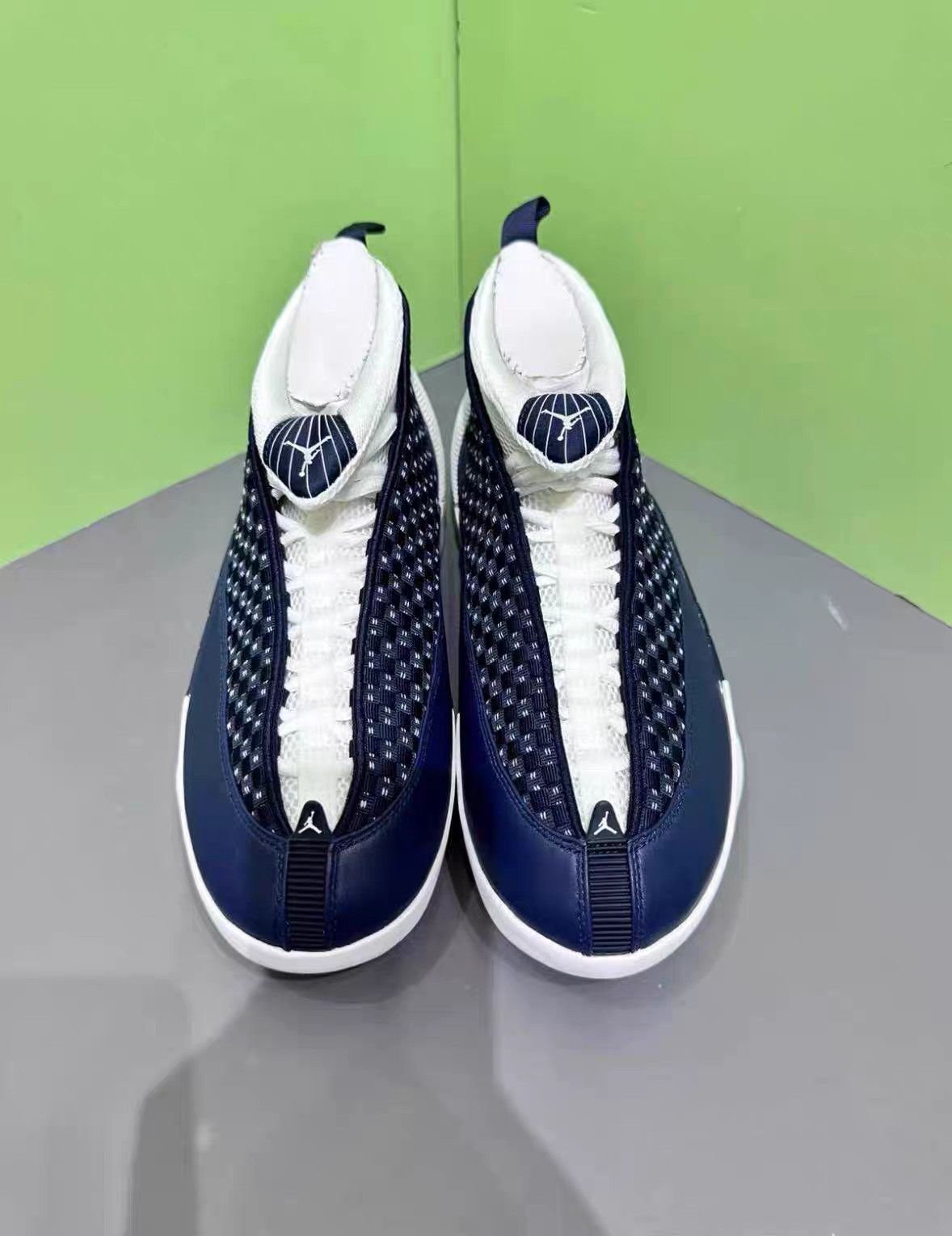 Jordan Brand Air Jordan 15 Obsidian Basketball Shoes K15 Size US 10 / EU 43 - 2 Thumbnail