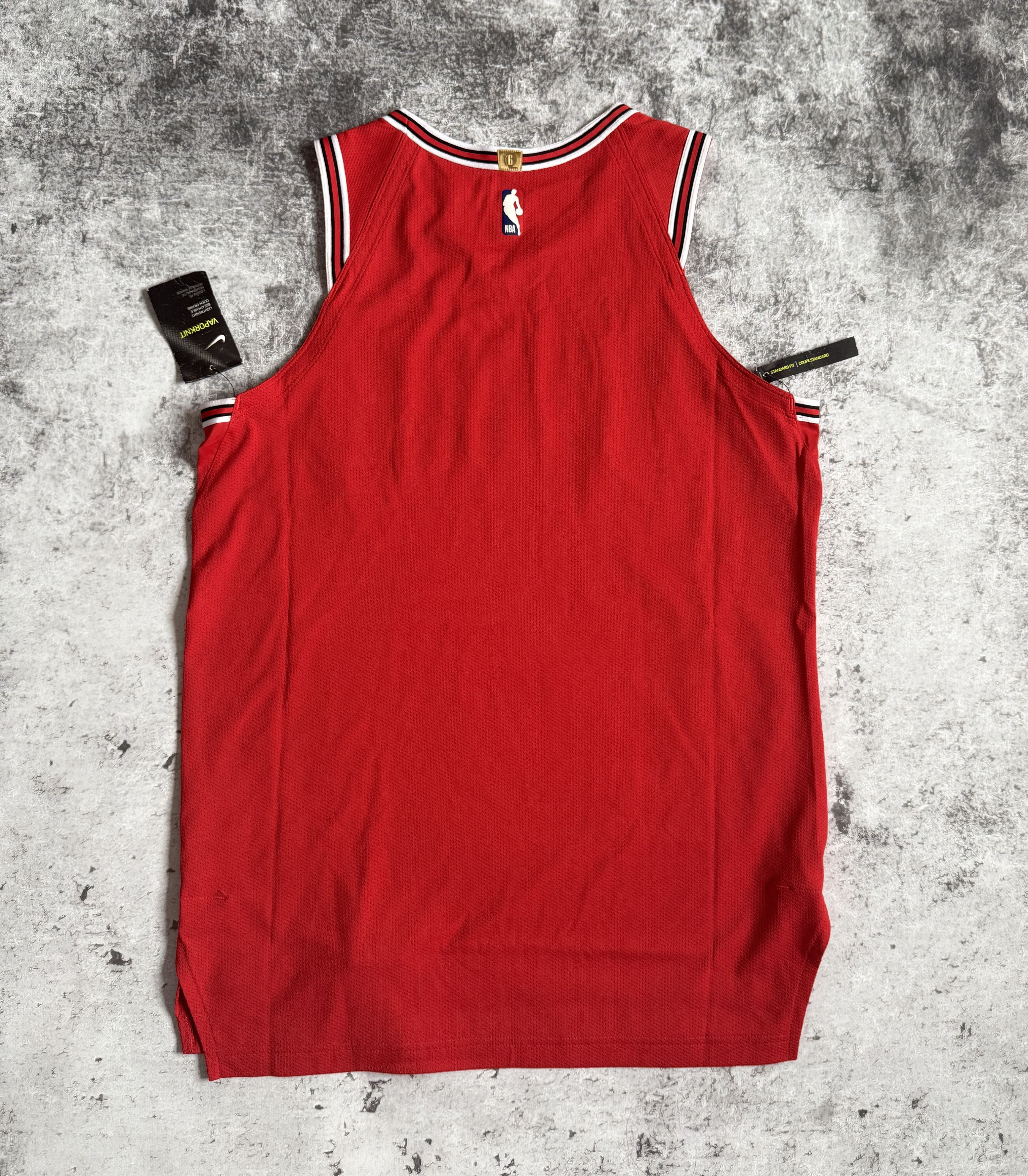 Nike Chicago Bulls VAPORKNIT Authentic Blank Jersey L AV2628-657 Size US L / EU 52-54 / 3 - 9 Thumbnail