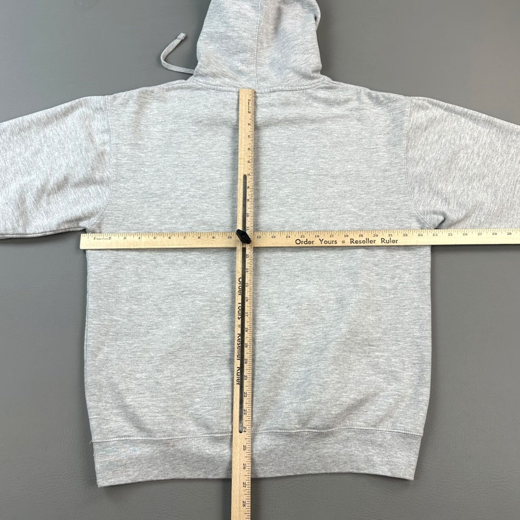 Logo 7 VINTAGE Surfer Magazine Hoodie Mens L Gray Short Sleeve Logo Spellout Pullover Size US L / EU 52-54 / 3 - 5 Thumbnail